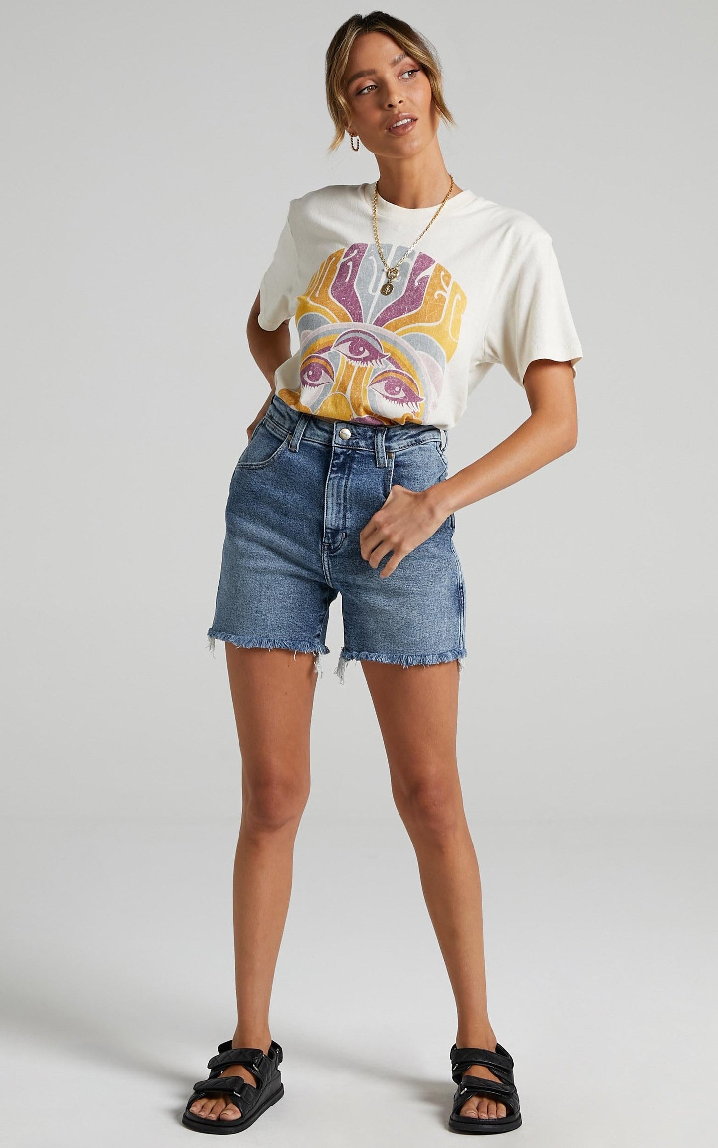 Wrangler - New Age Tee in Ecru