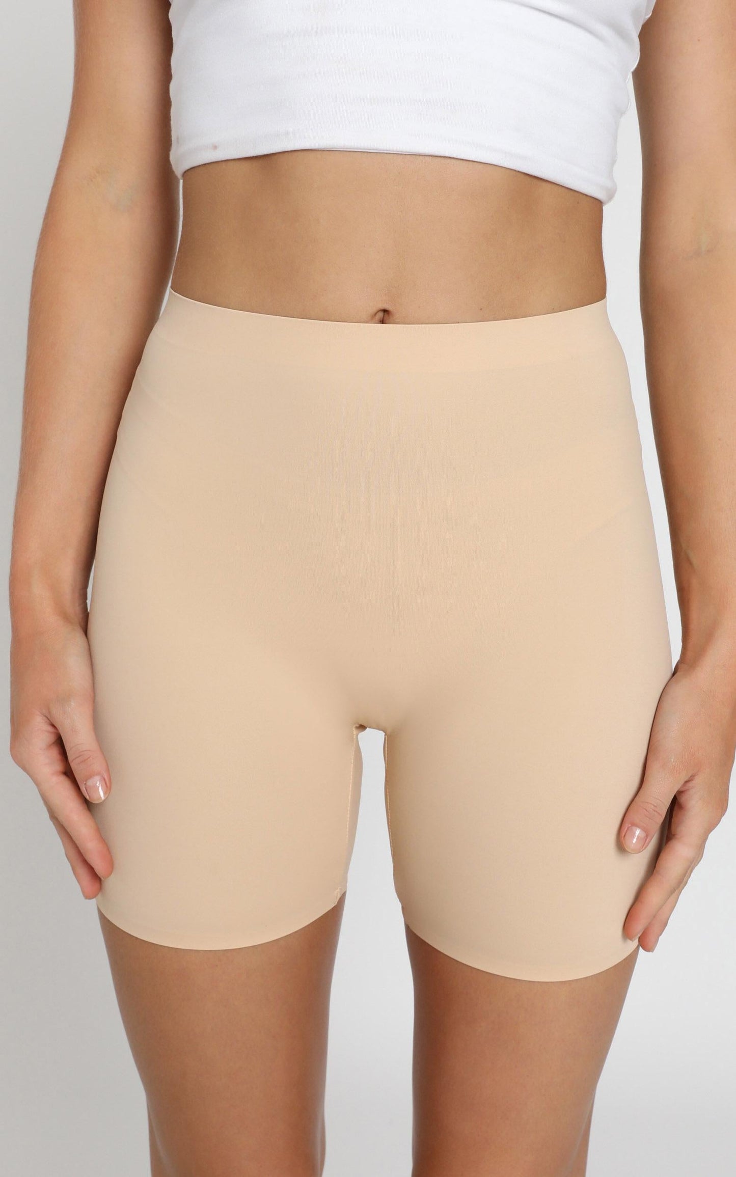 Seamless Shaping Shorts - Light Control In Nude