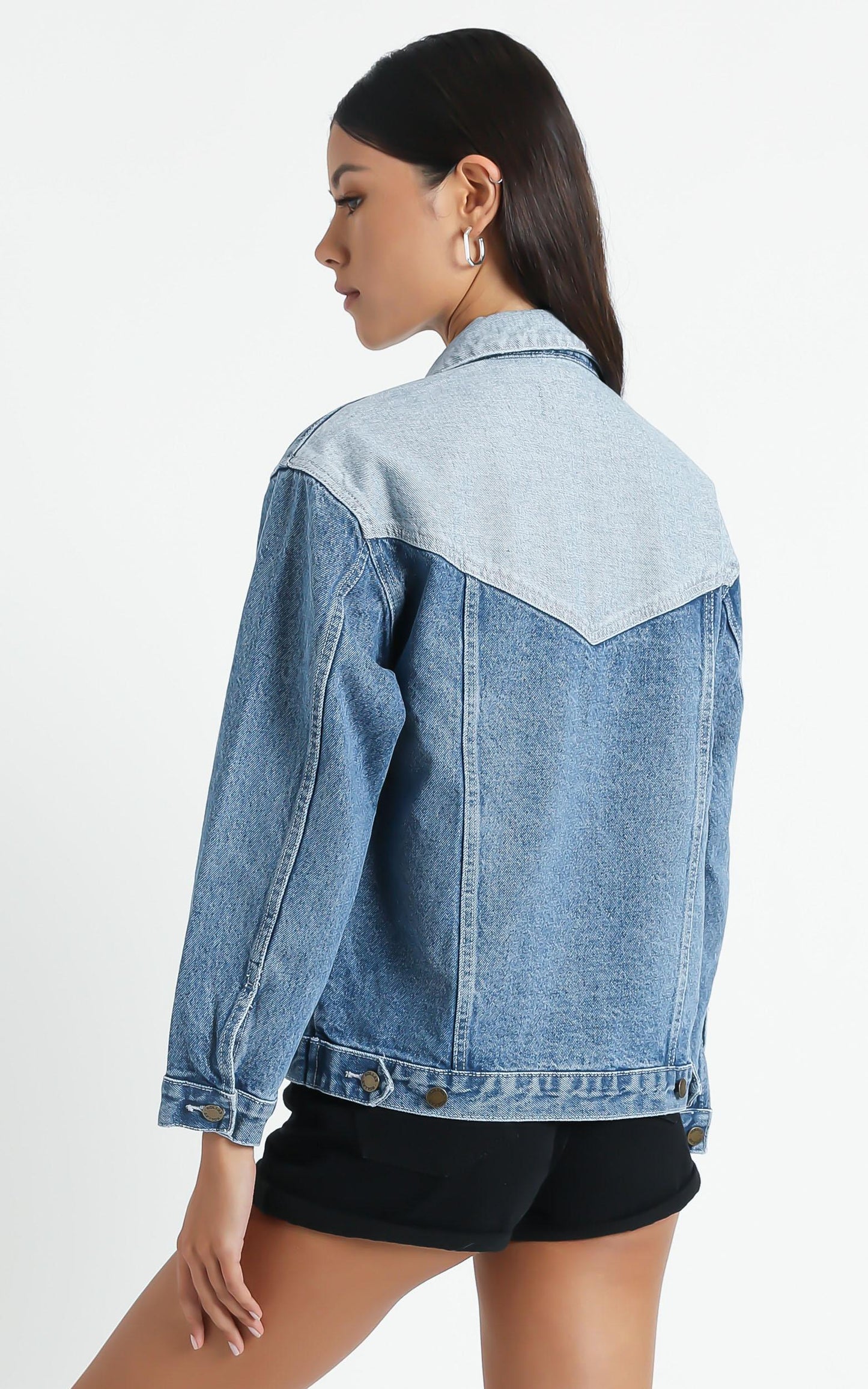 Rollas - Slouch Denim Jacket in Tumbled Blue