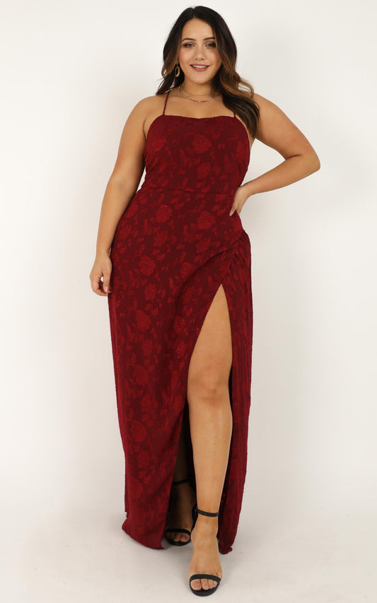 They Crisscrossed Maxi Dress In Wine Jacquard