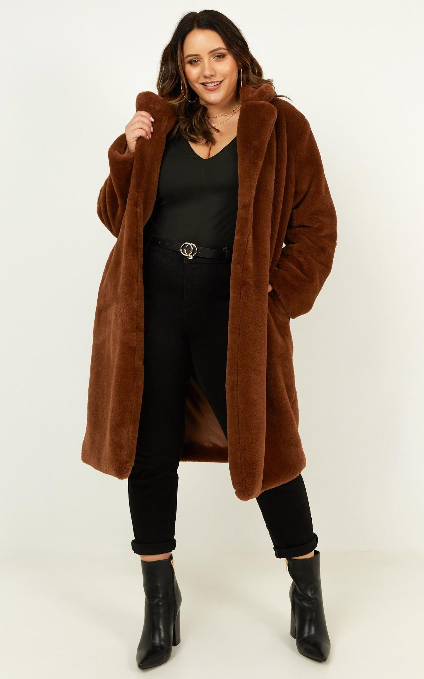 Warm And Cosy Coat In Chocolate