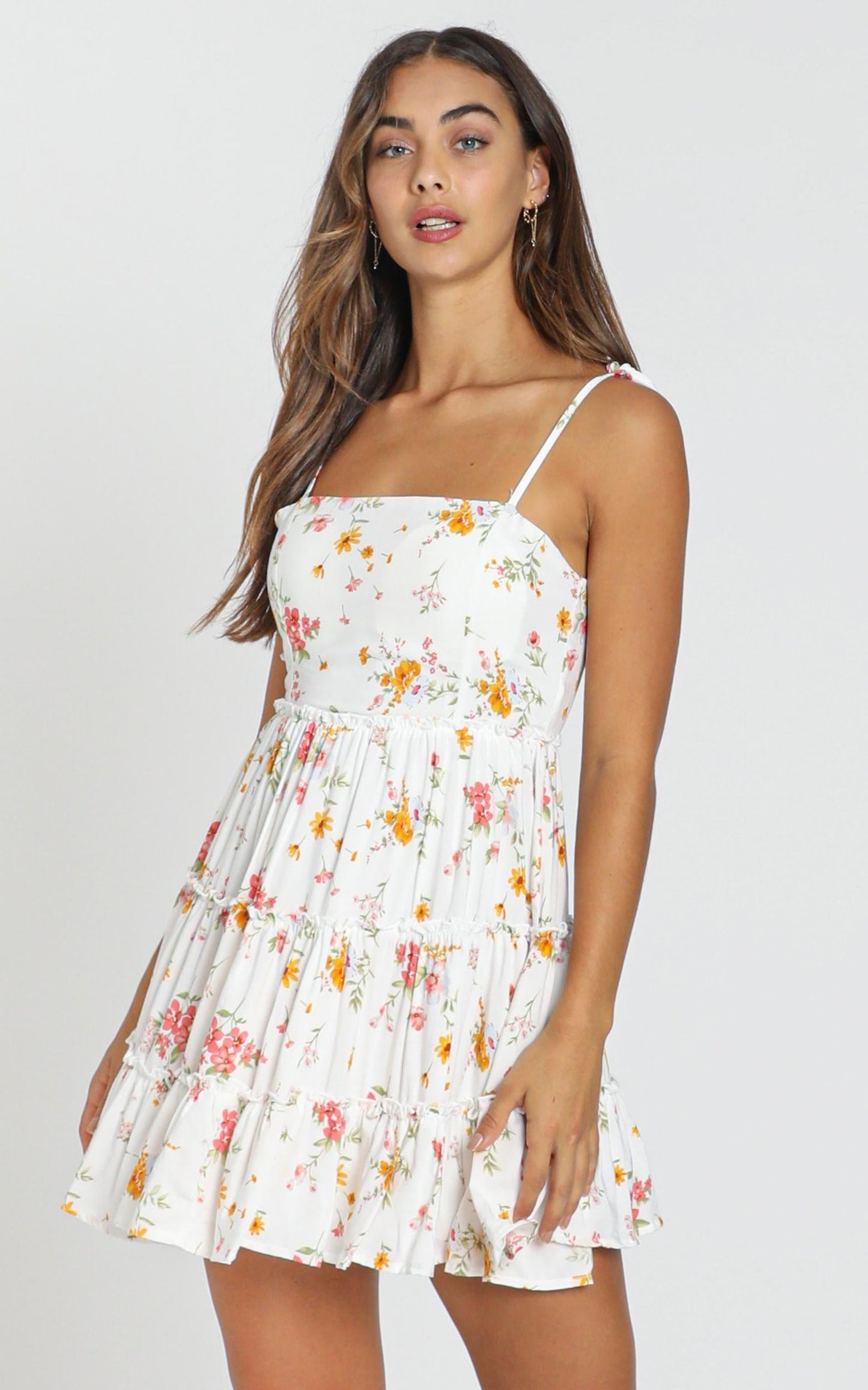 Runway Ready Dress In White Floral