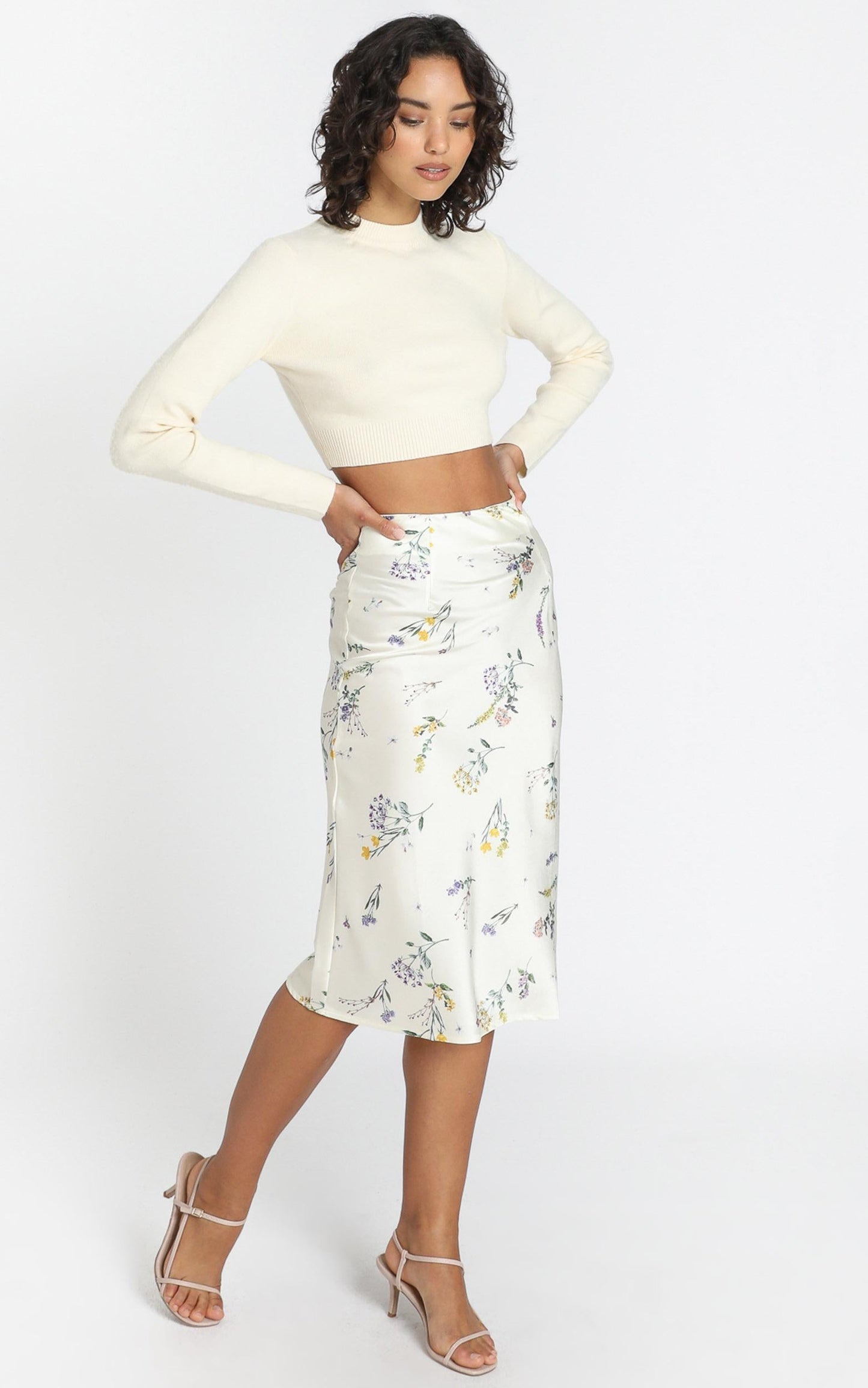 Creating Art Skirt in Botanical Floral