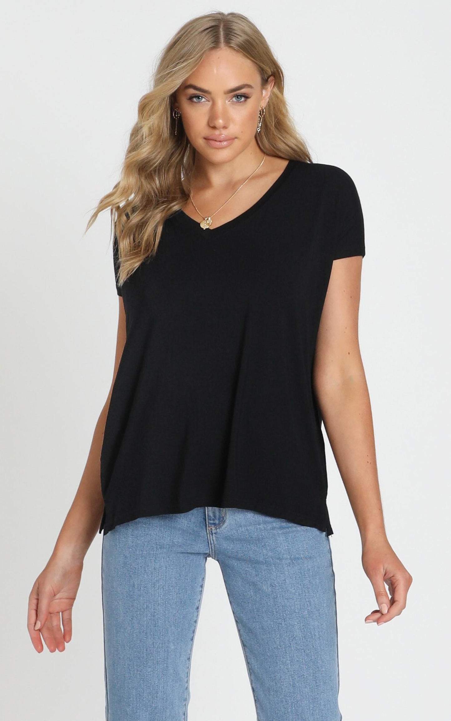 Good Intuition Tee In Black