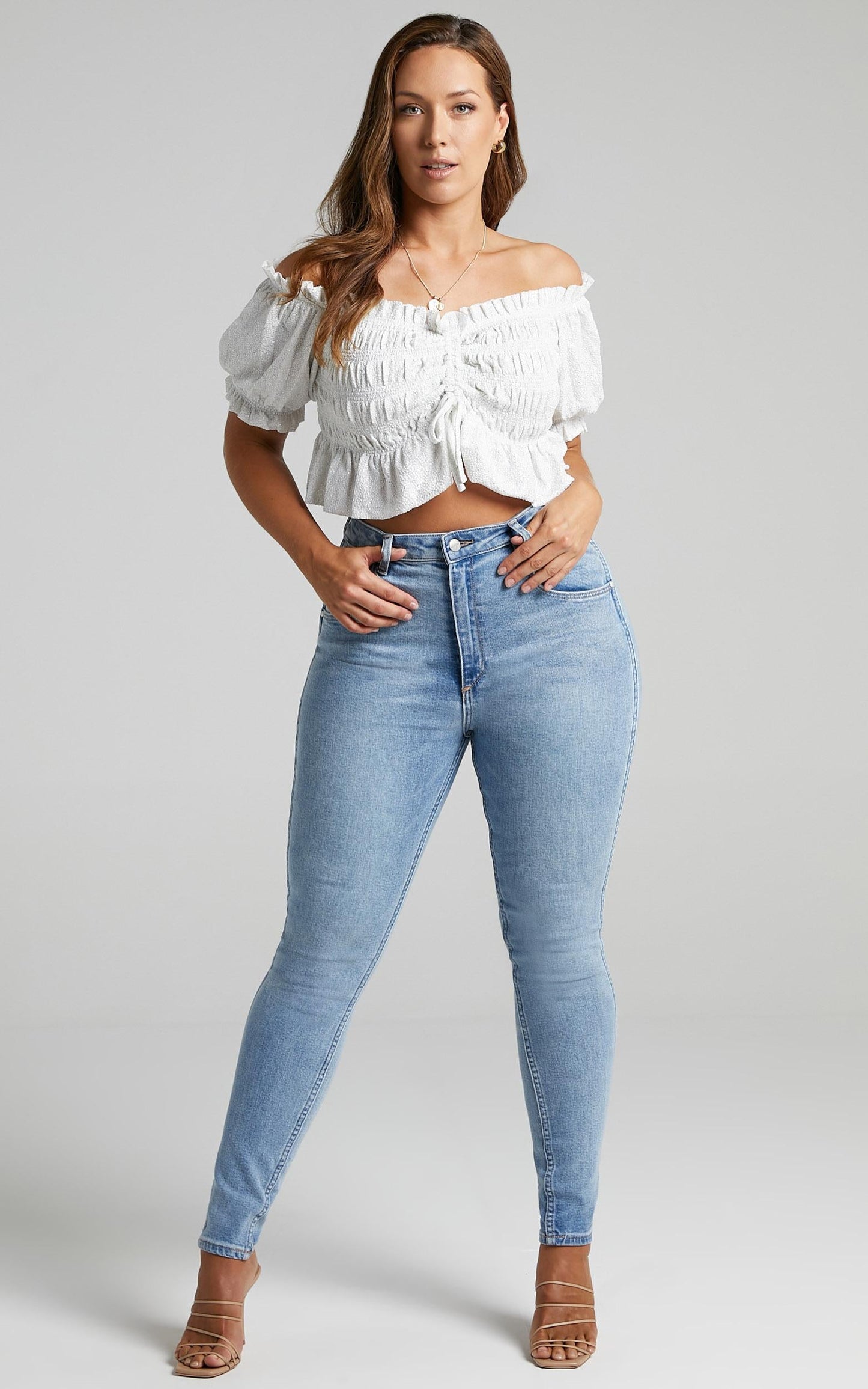 Pheby Top in White