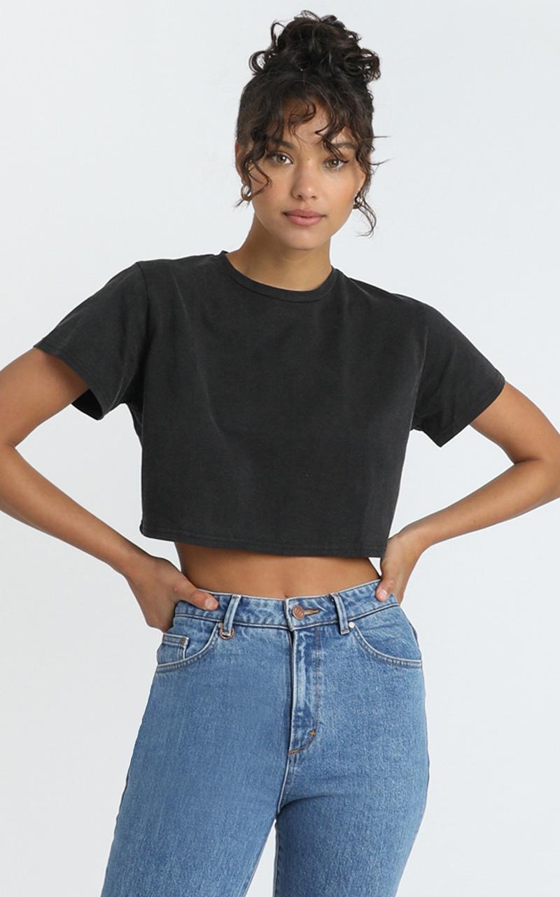 Kiss For You Crop Tee in washed black