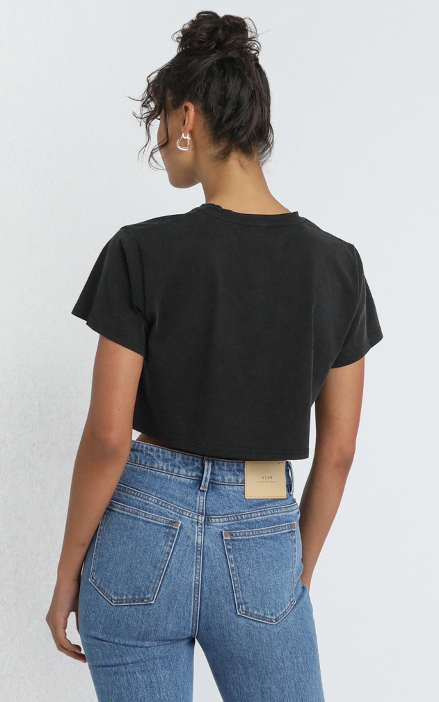Kiss For You Crop Tee in washed black
