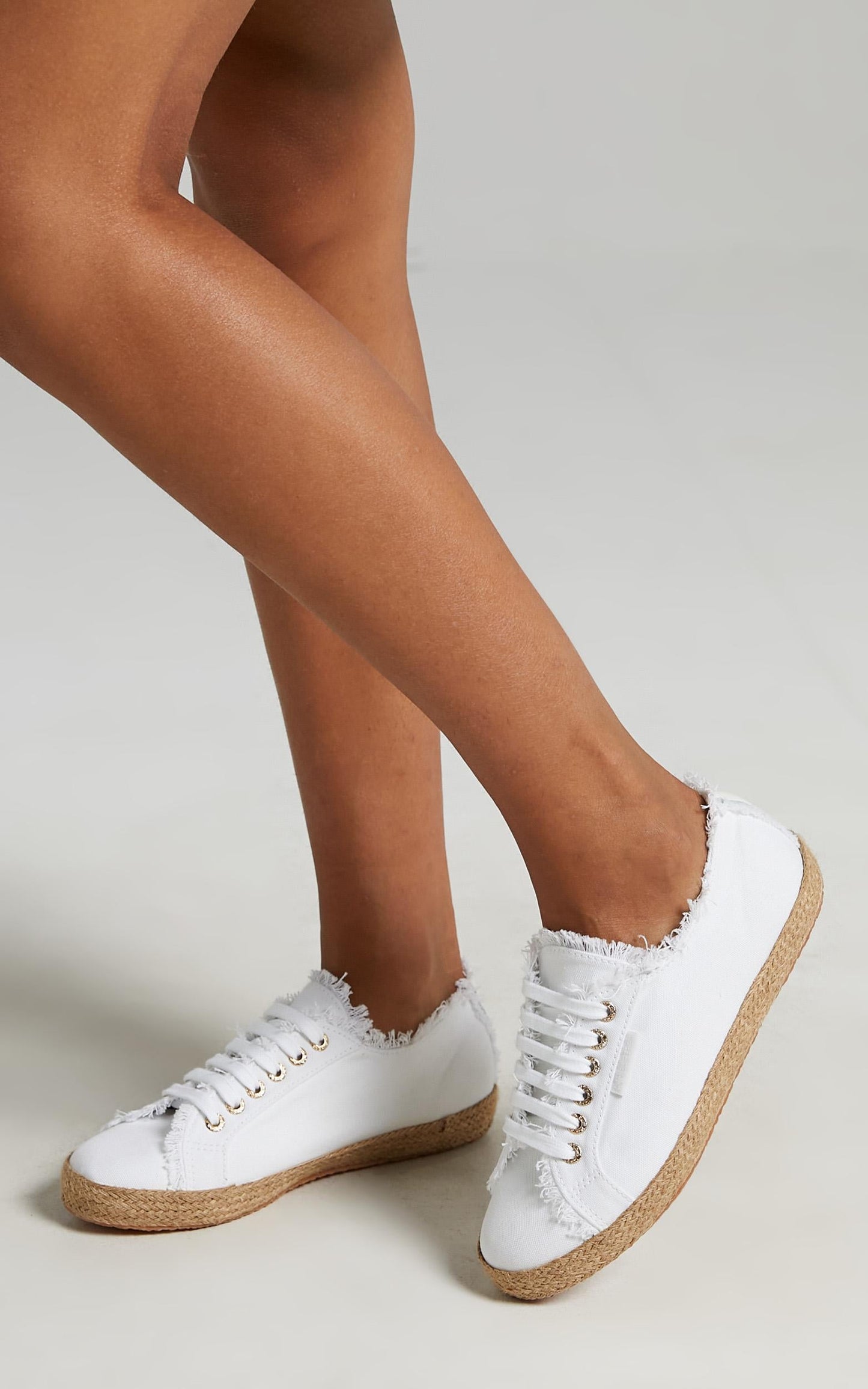 Superga - 2750 Fringed Cotton Rope Sneakers in 901 White