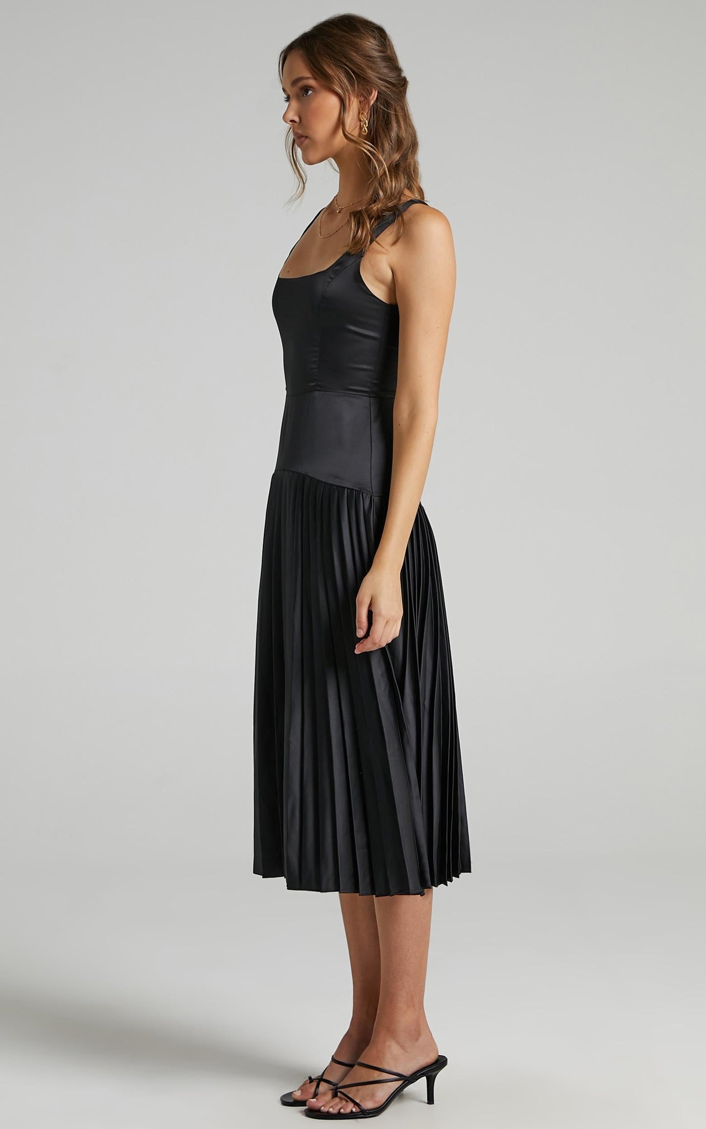 Sassa Dress in Black