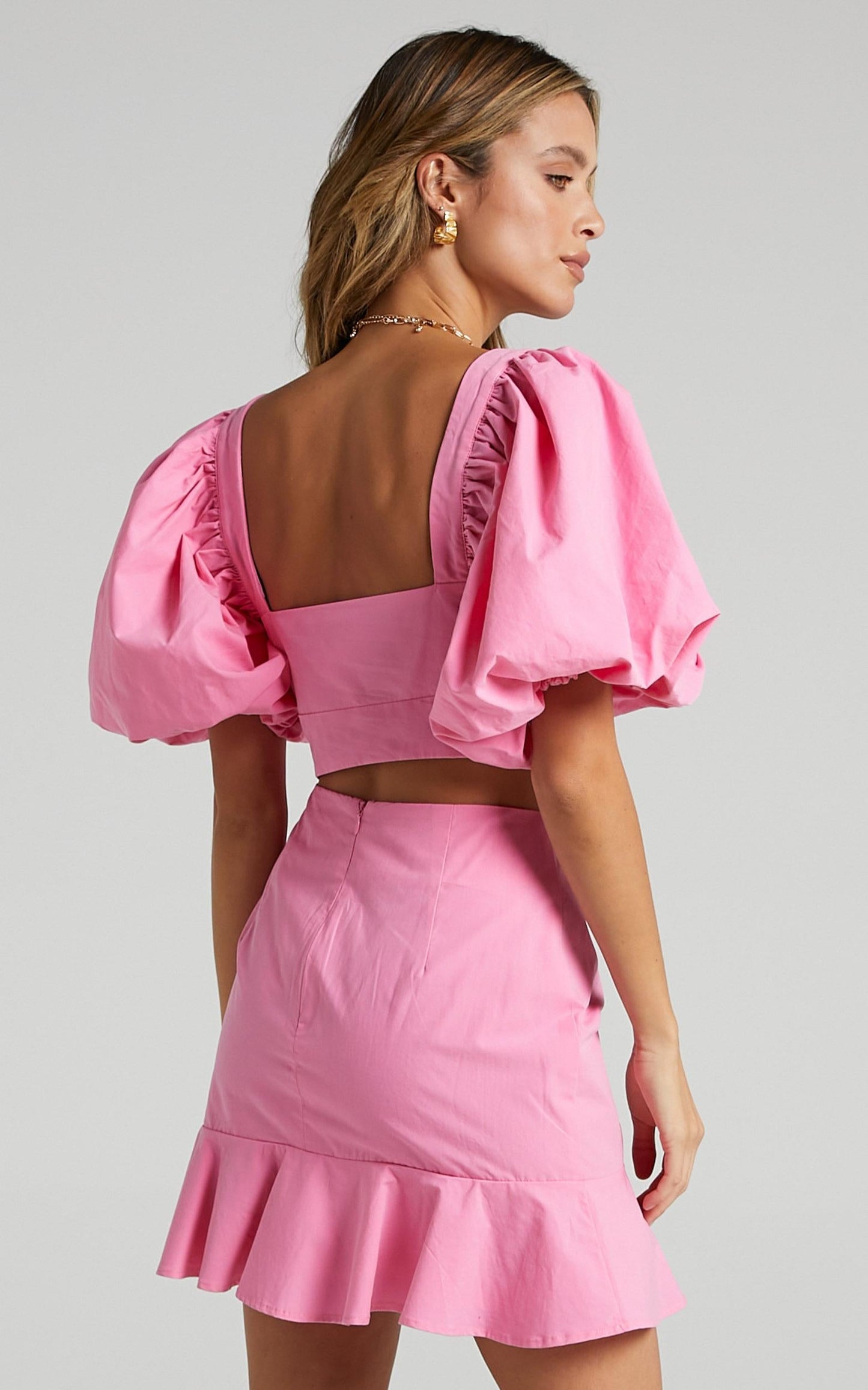 Astarte Two Piece Set - Puff Sleeve Crop Top and Ruched Mini Skirt Set in Bubblegum Pink