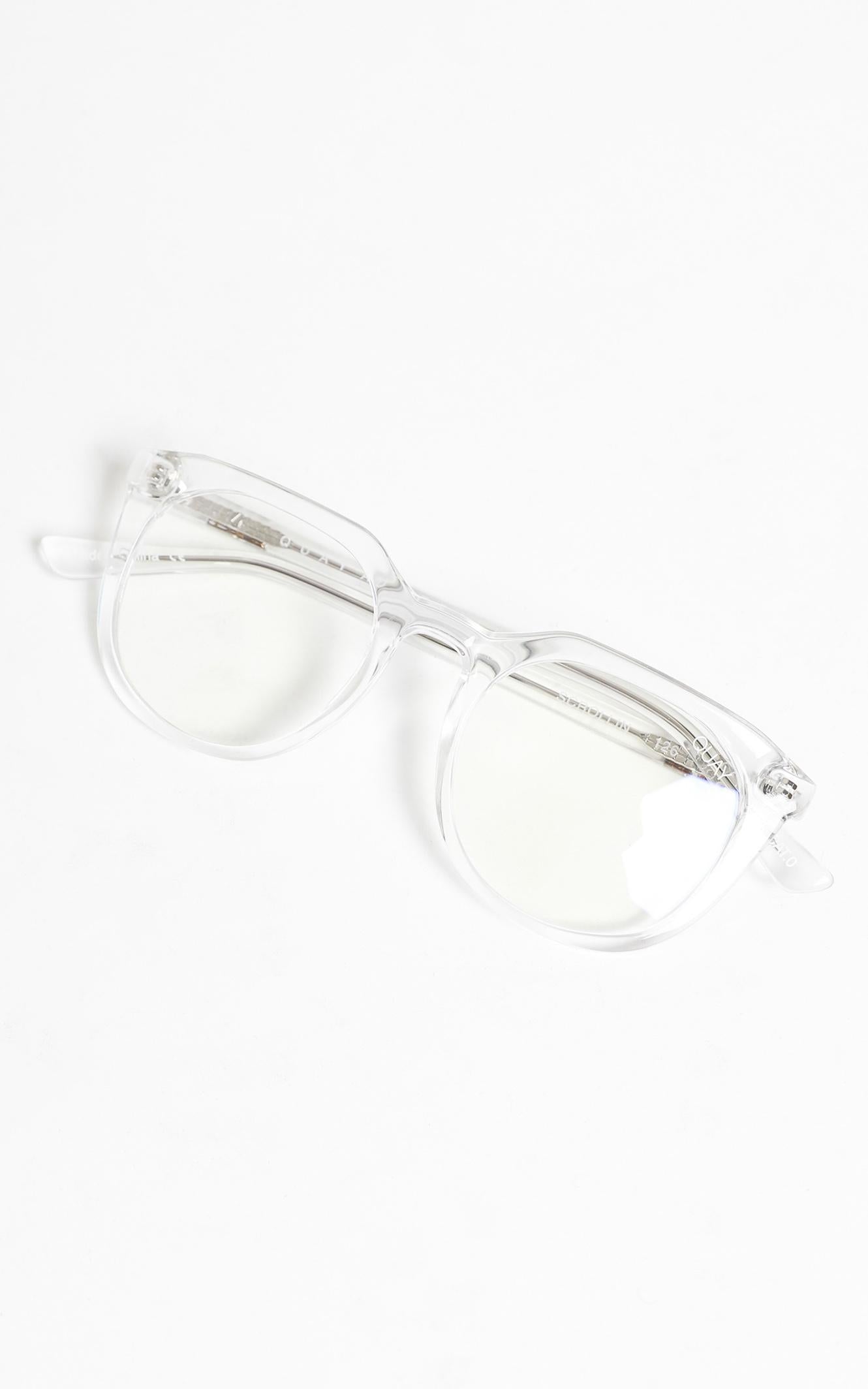 Quay - Scrollin Blue Light Glasses in Clear