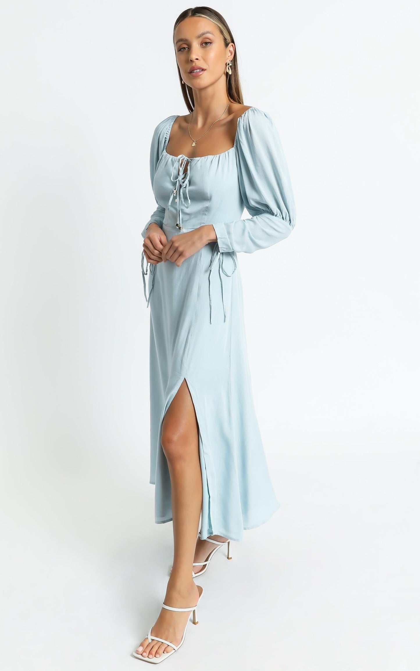 Ansel Dress in Blue Linen Look
