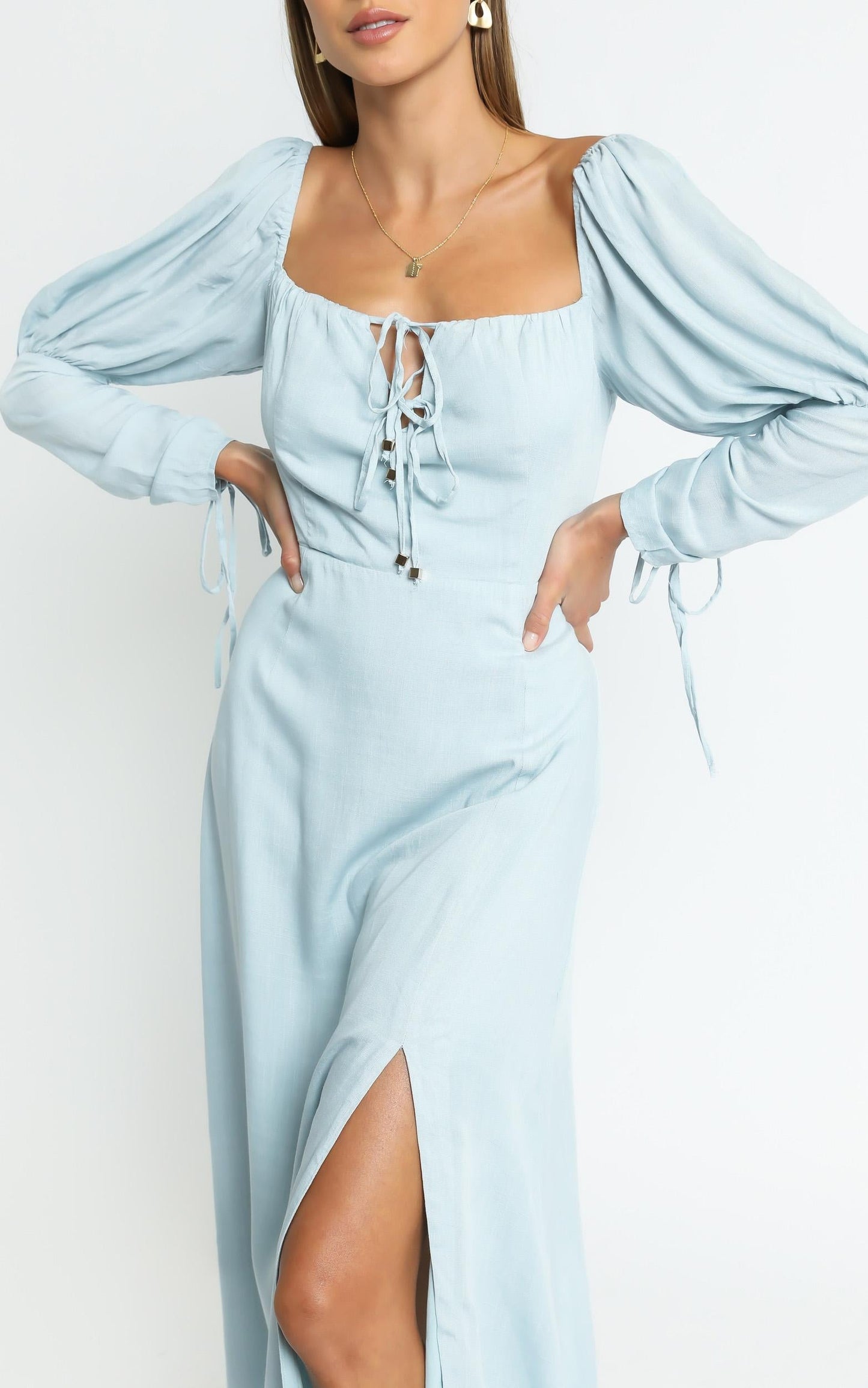 Ansel Dress in Blue Linen Look