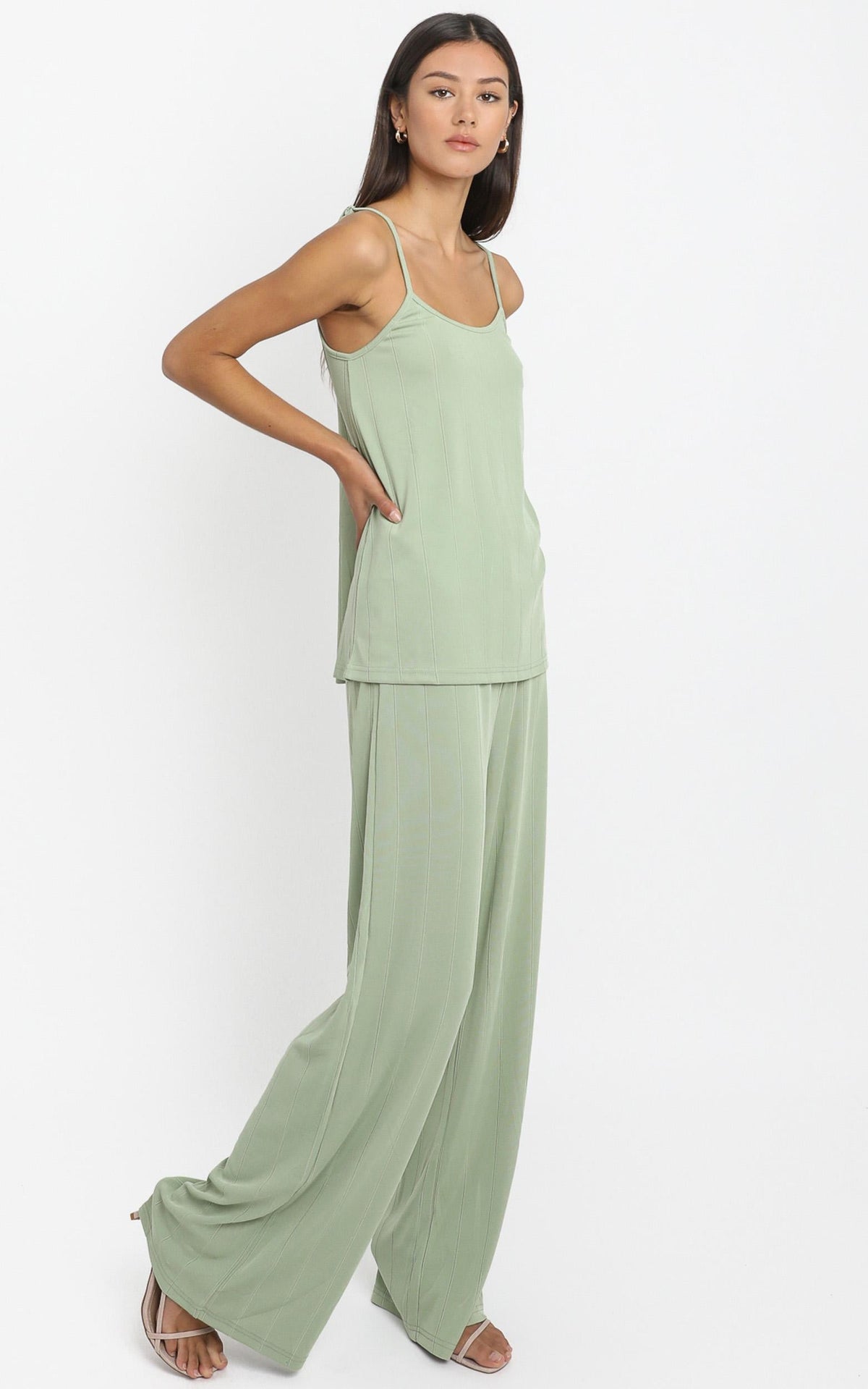 Shallow Singlet in Olive