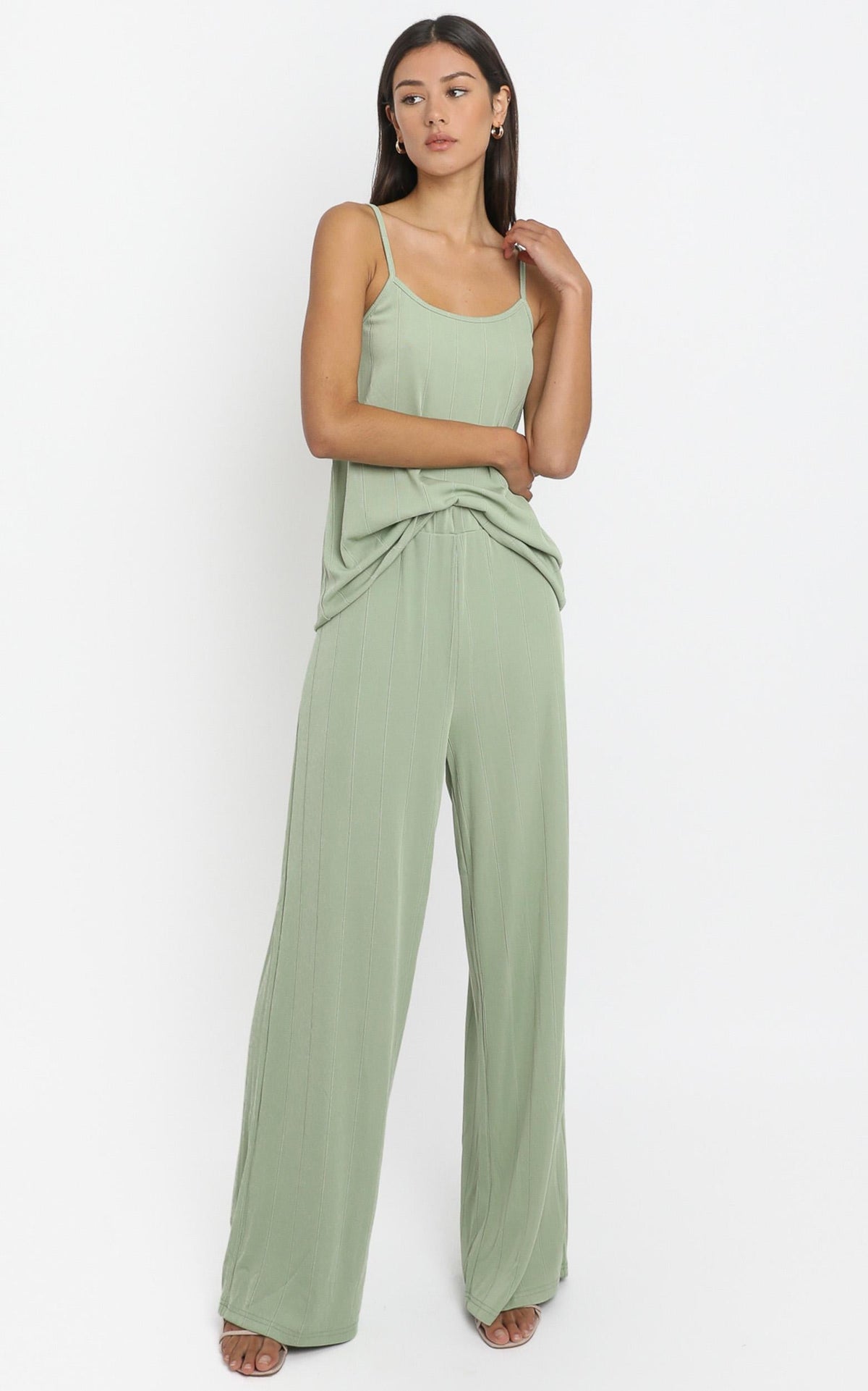 Shallow Singlet in Olive