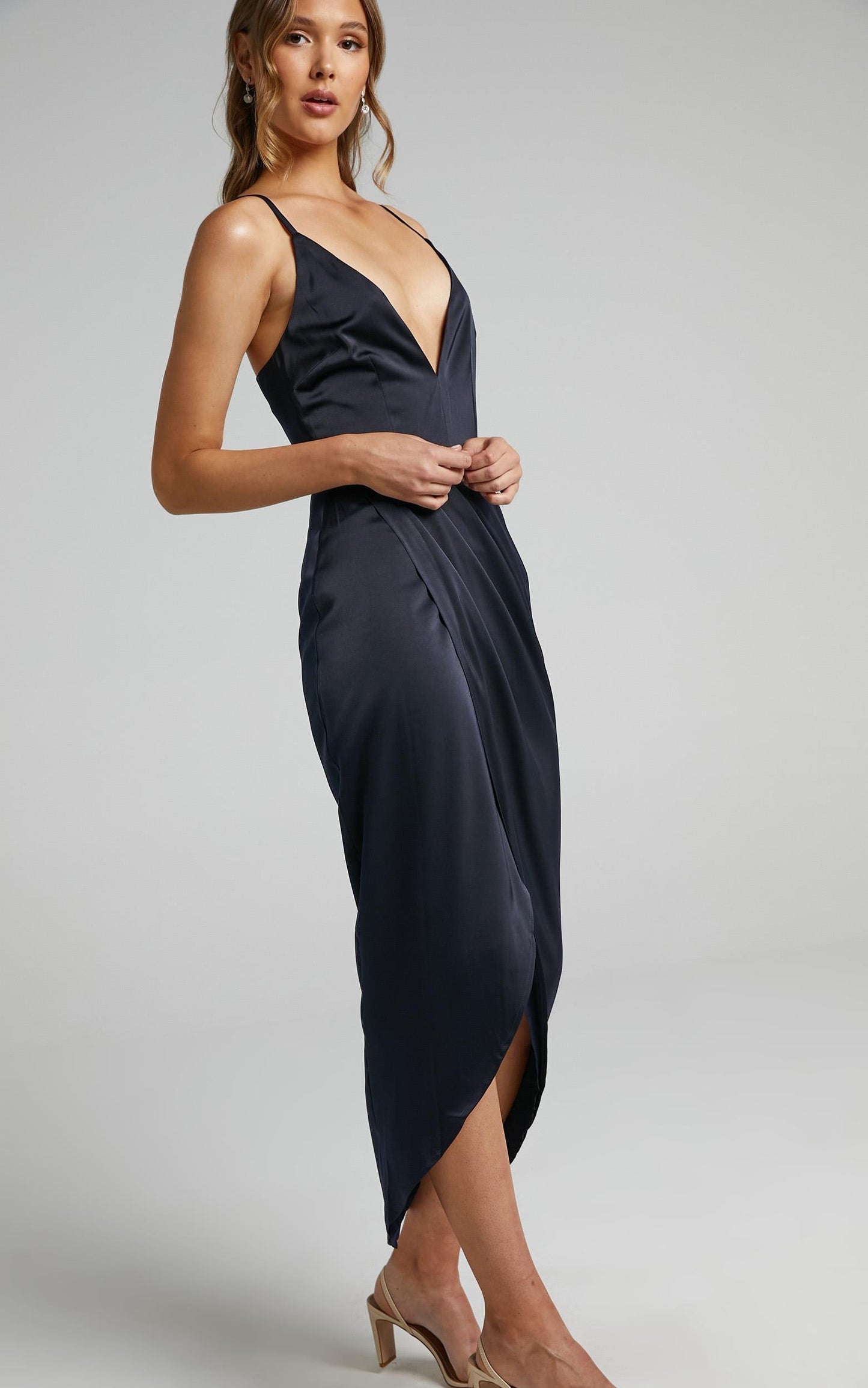 Shes A Dreamer Dress in Navy