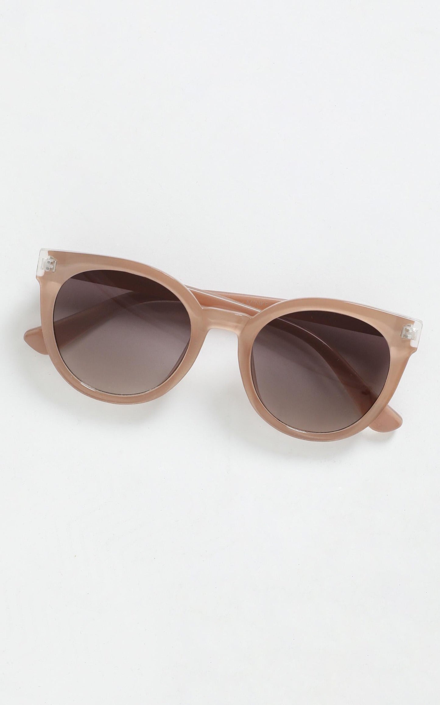 Mink Pink - Sierra Sunglasses In Sand And Brown Grad