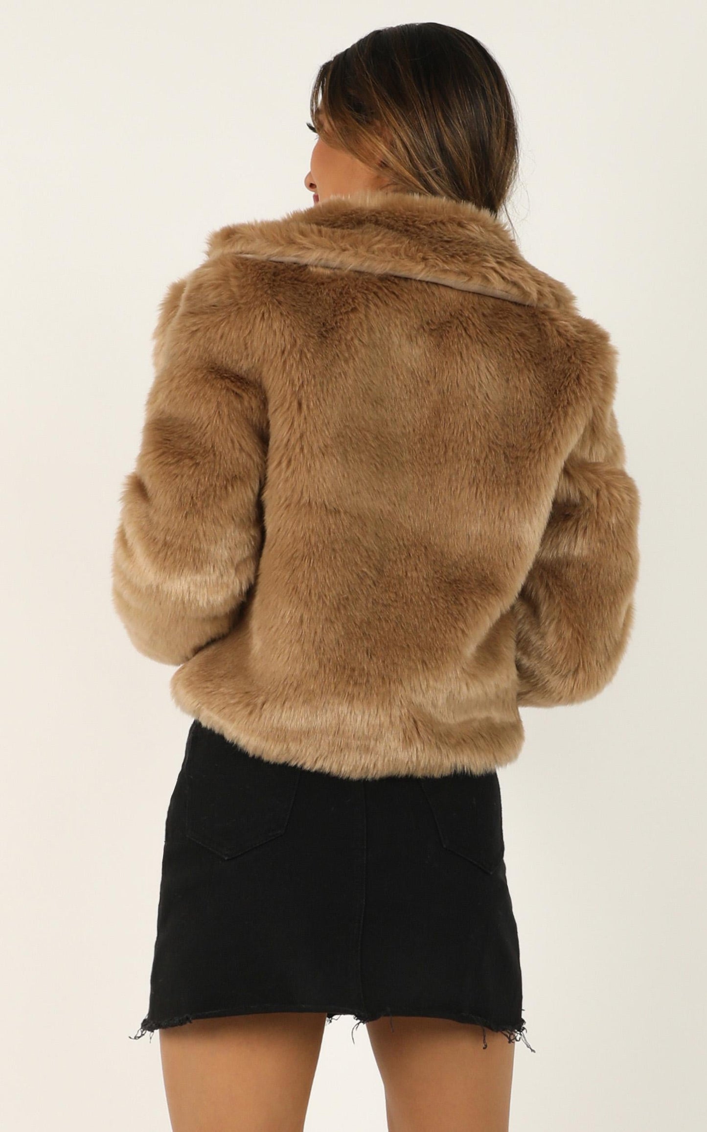 Harlow Faux Fur Coat in Beige