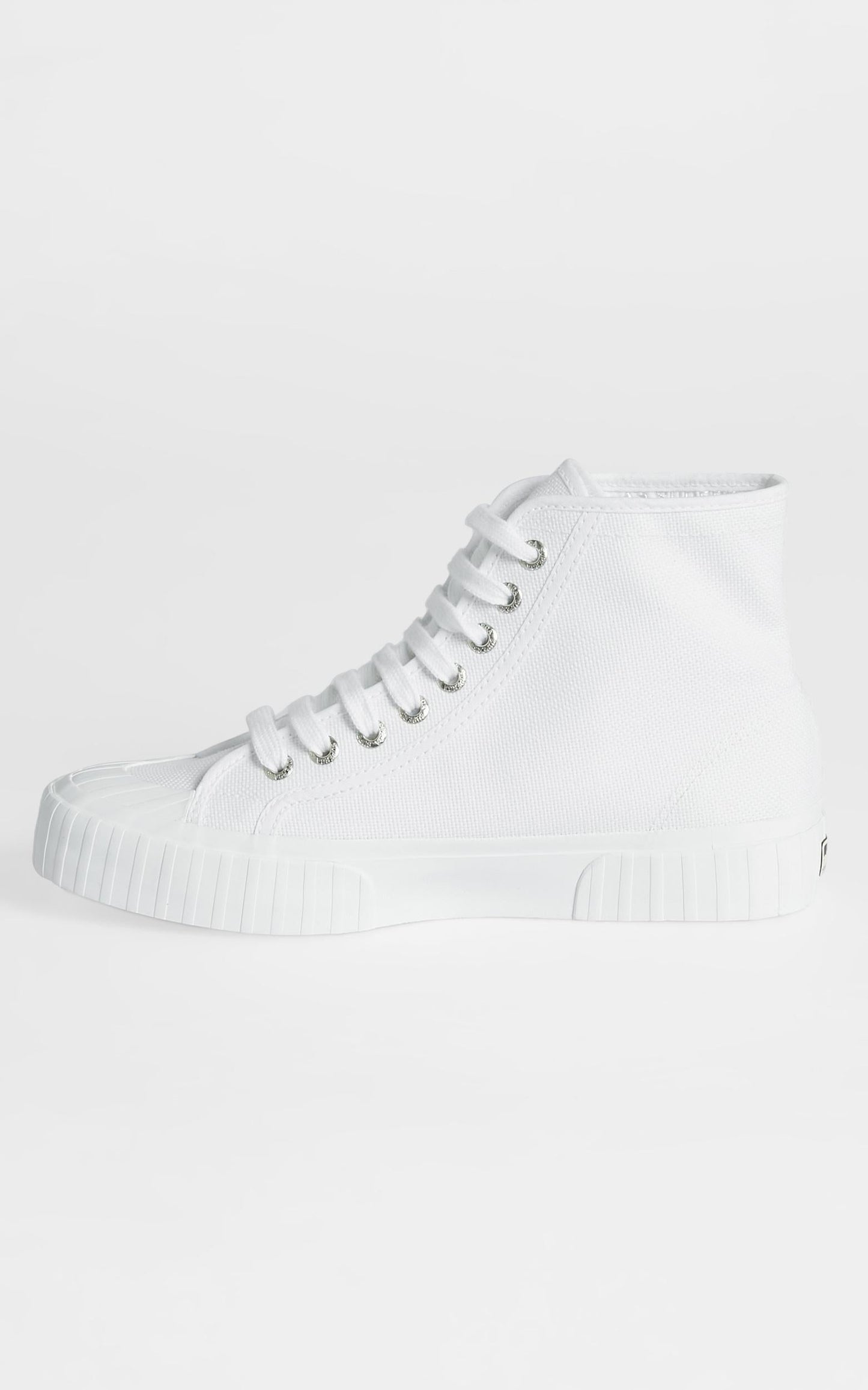 Superga - 2696 Stripe Sneakers in 901 White