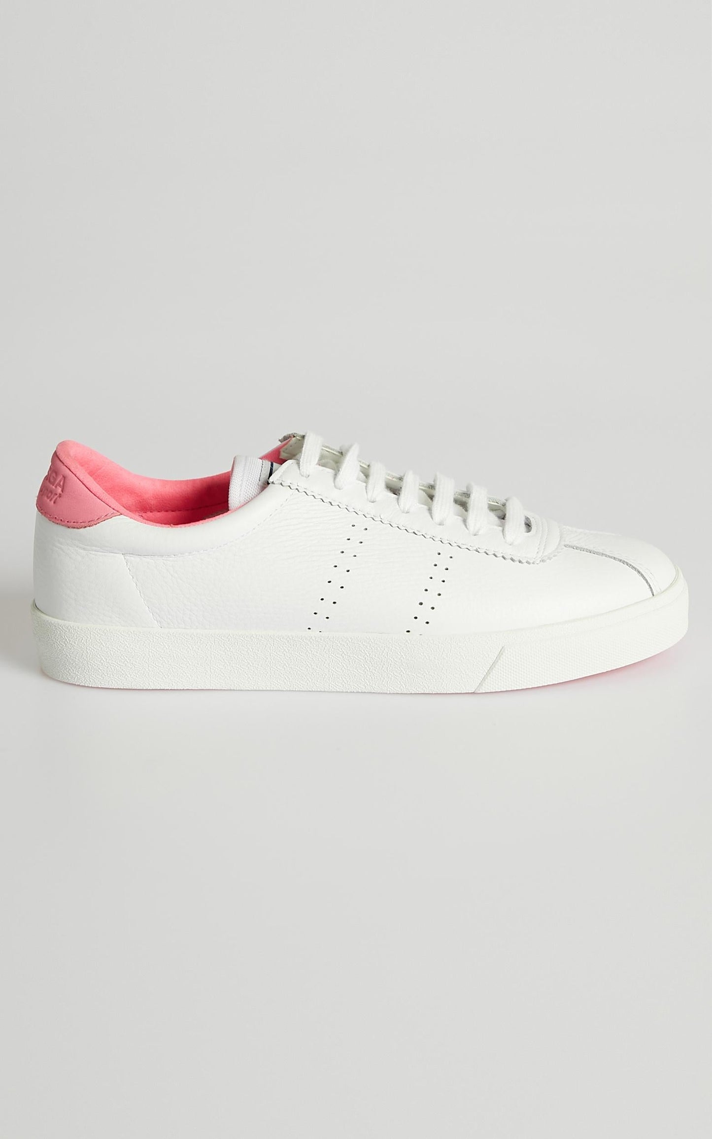 Superga - 2843 ClubS Sneakers in White - Fuchsia