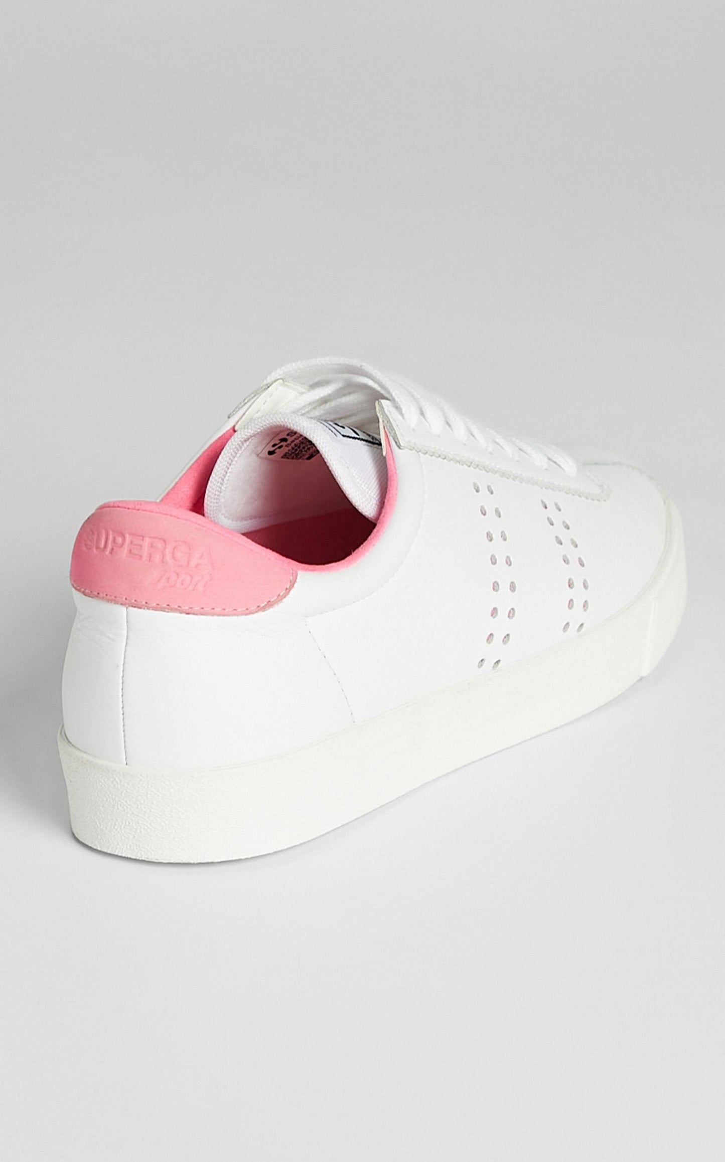 Superga - 2843 Club S Chromapeek Sneakers in A4R White Natural