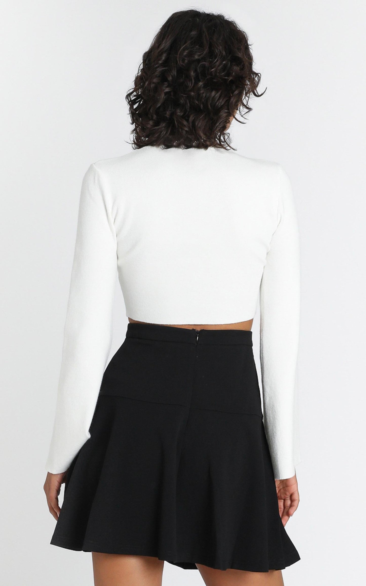 Synergy Skirt in Black