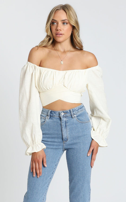 Aleksis Longsleeve Top in Cream