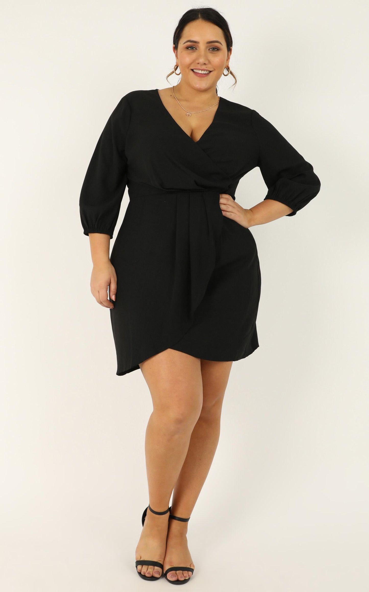 Talking Back Dress In Black