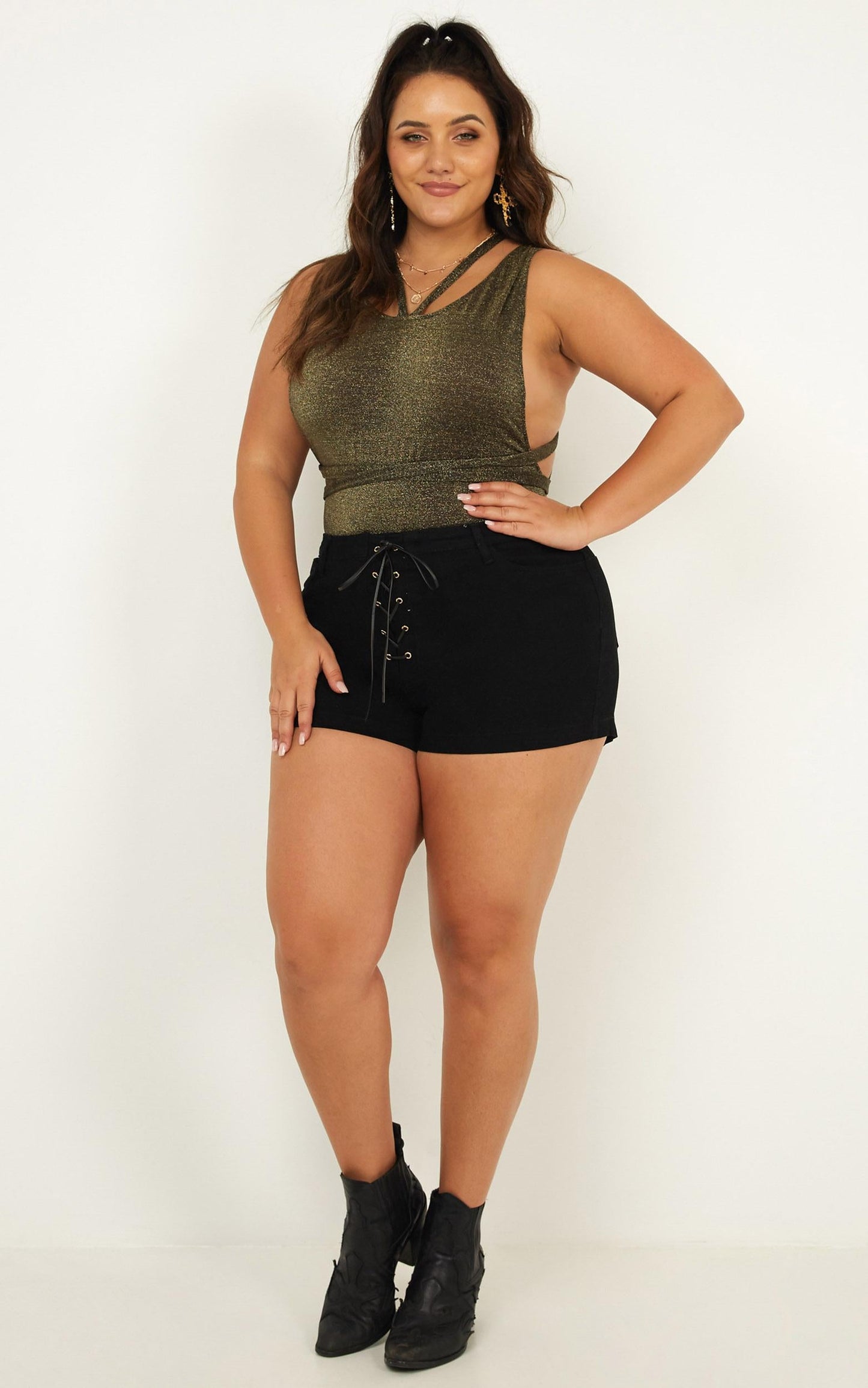 Tamsin Denim Shorts In Black Wash