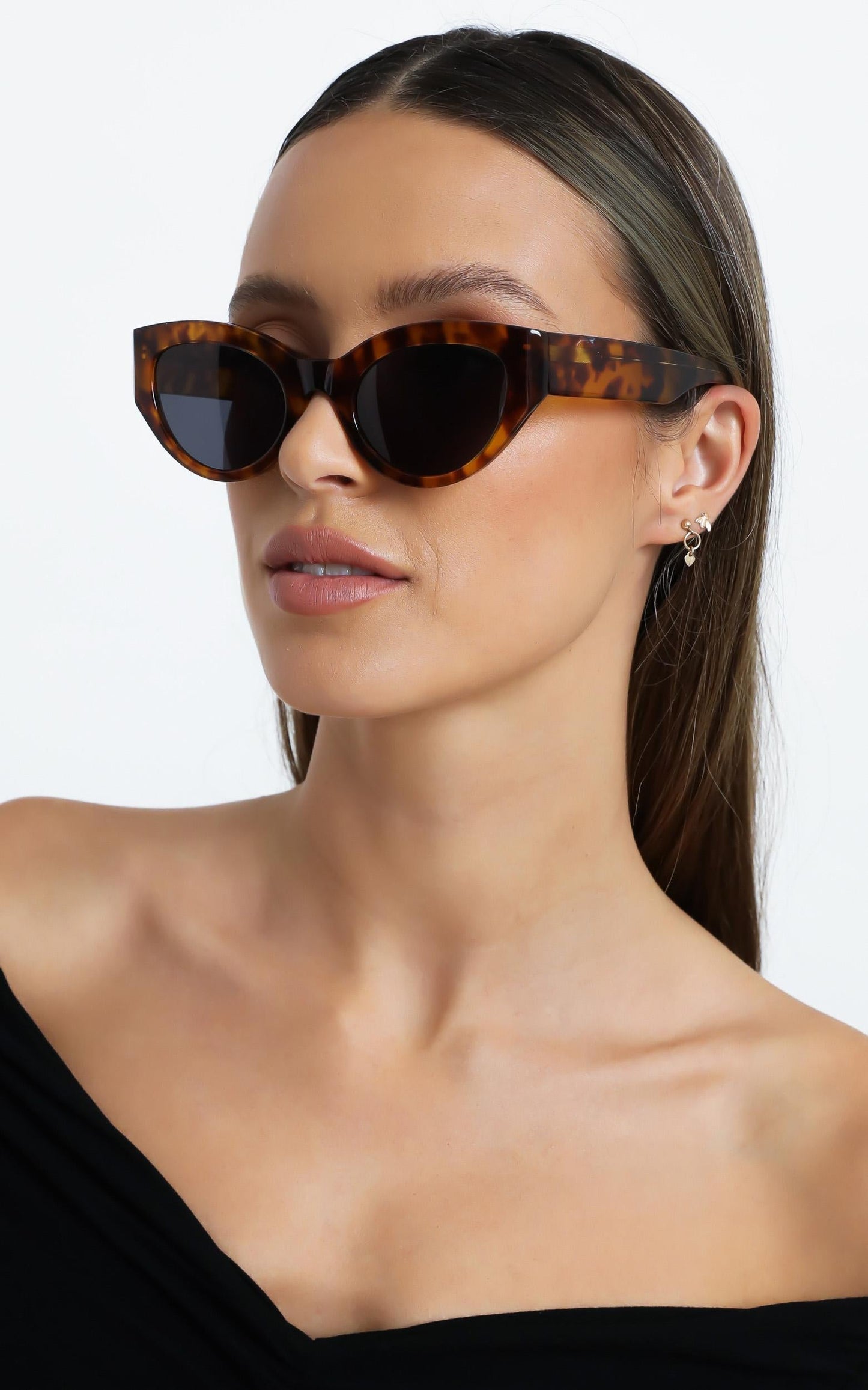 Luv Lou - The Dillon Sunglasses in Tort