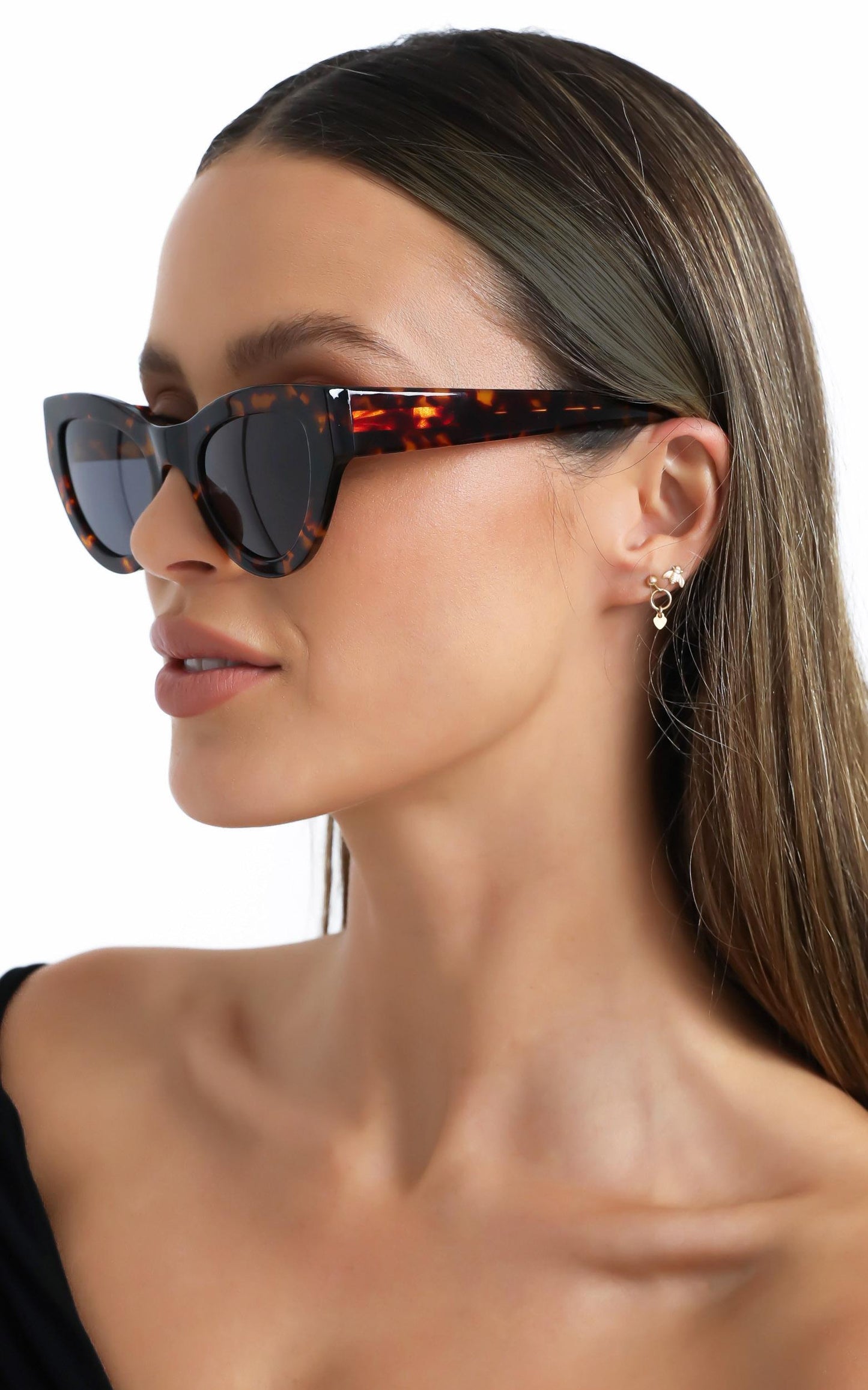 Luv Lou - The Jayde Sunglasses in Tort