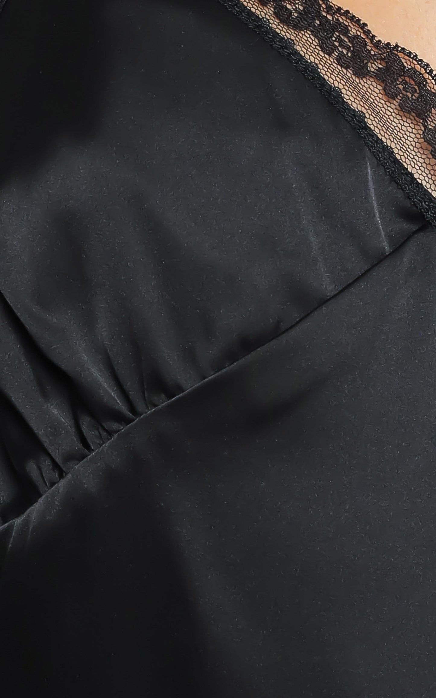 The Kalina Mini dress in Black