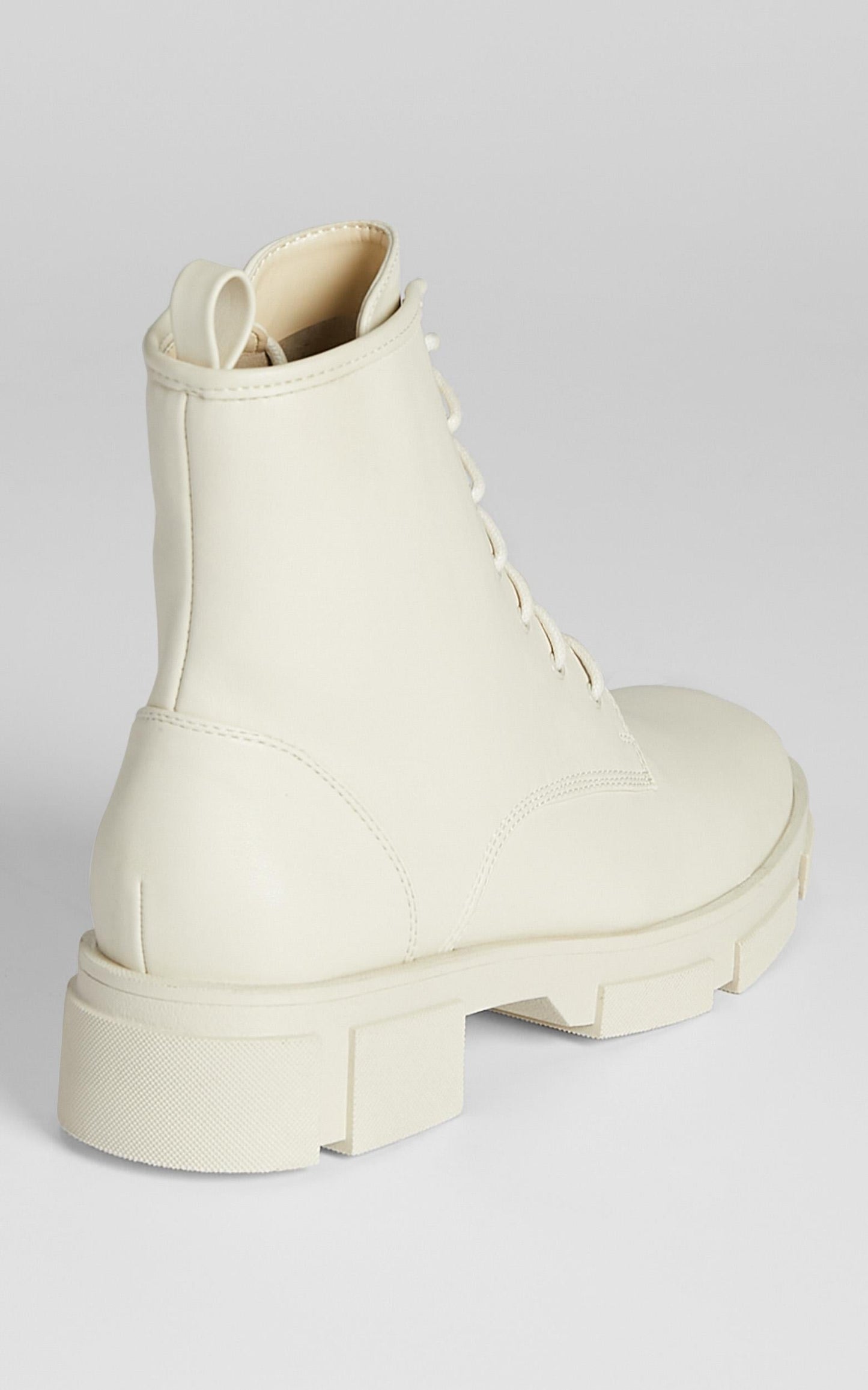 Therapy - Nadia Boots in Cream