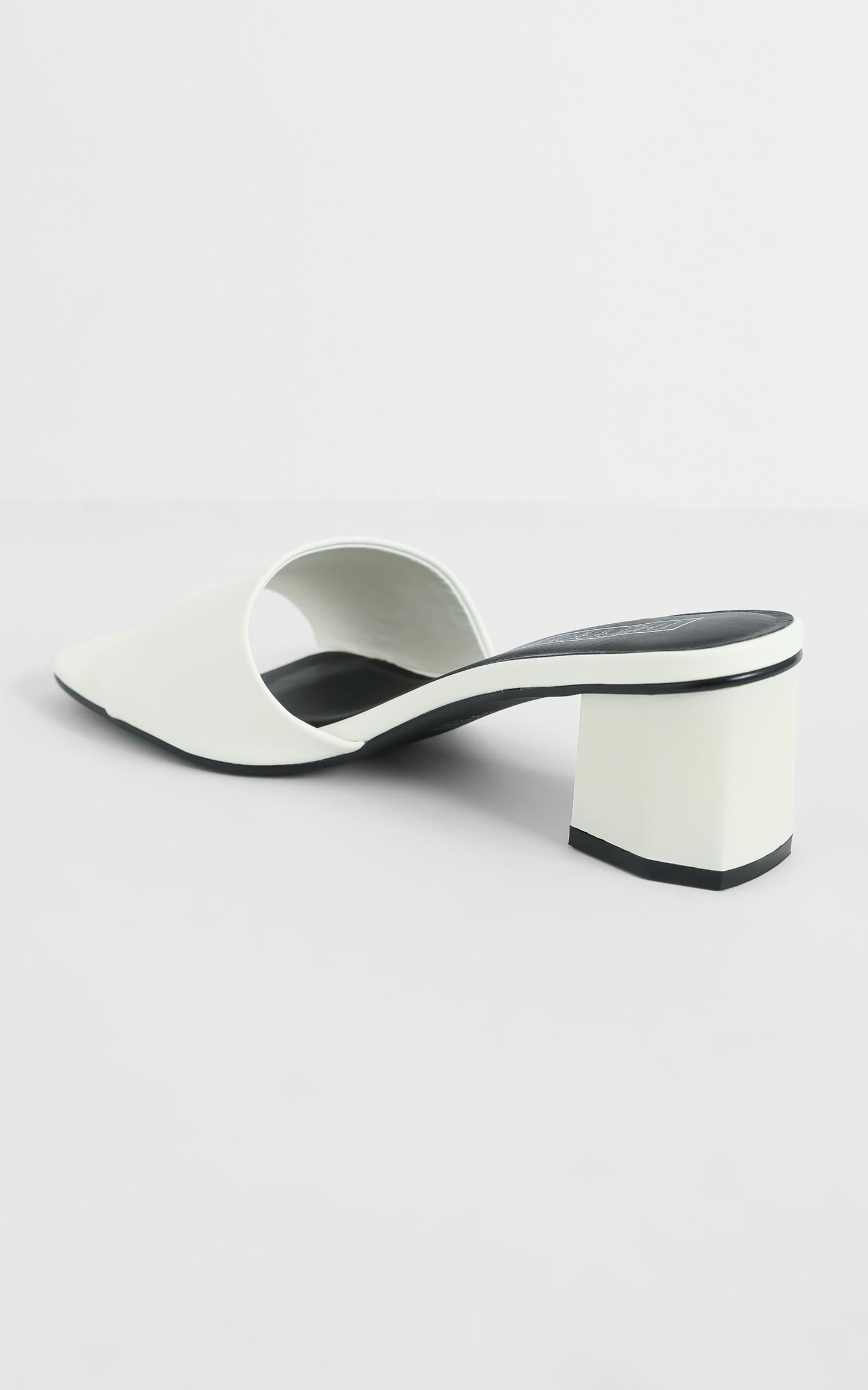 Therapy - Nyla Heels in White