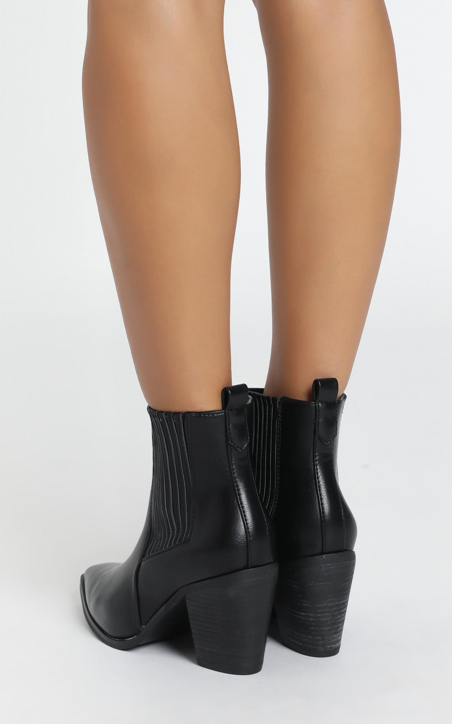 Therapy - Winnie Boots In Black