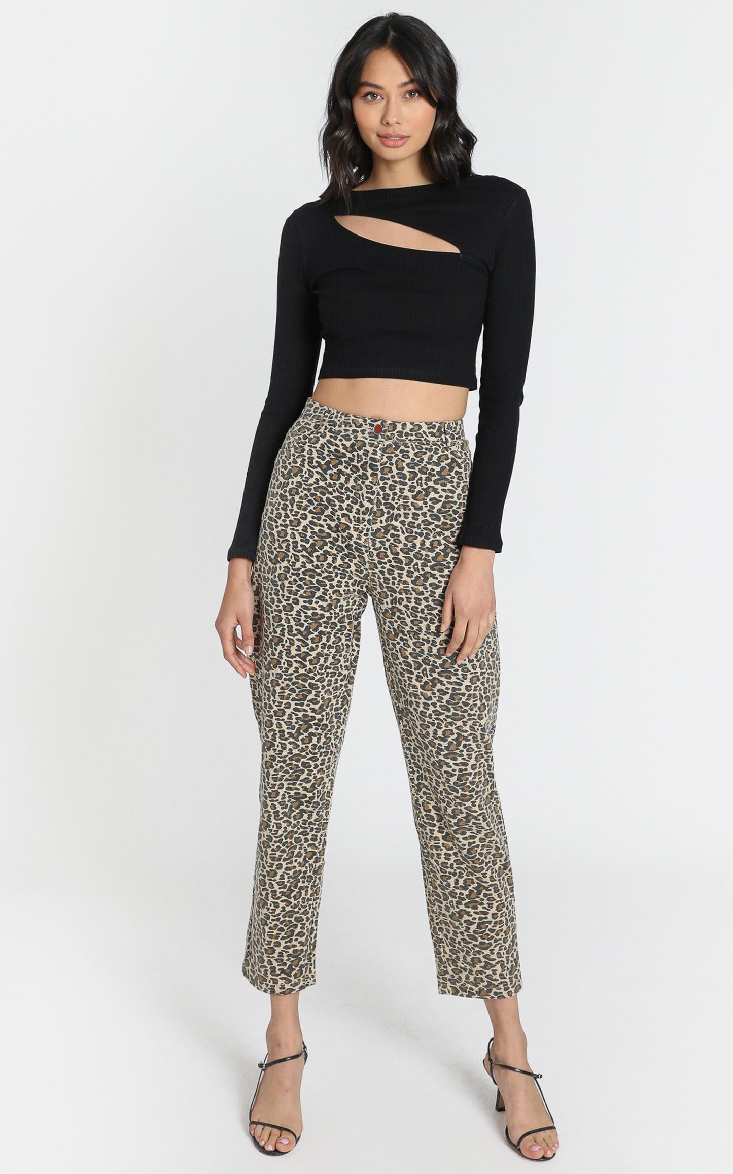 Back It Up MOM Jeans in Leopard