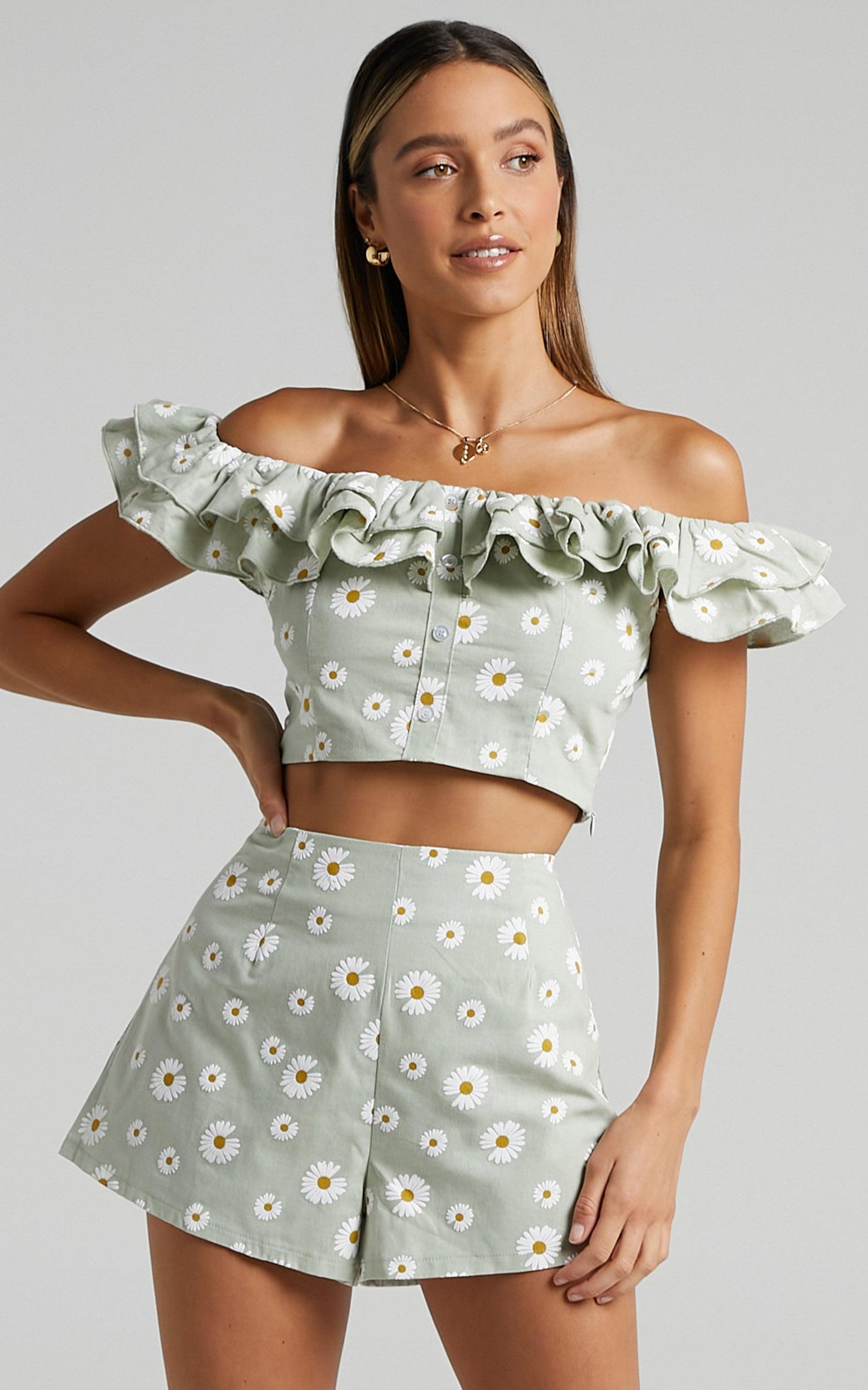 Marjorie Shorts in Sage Daisies