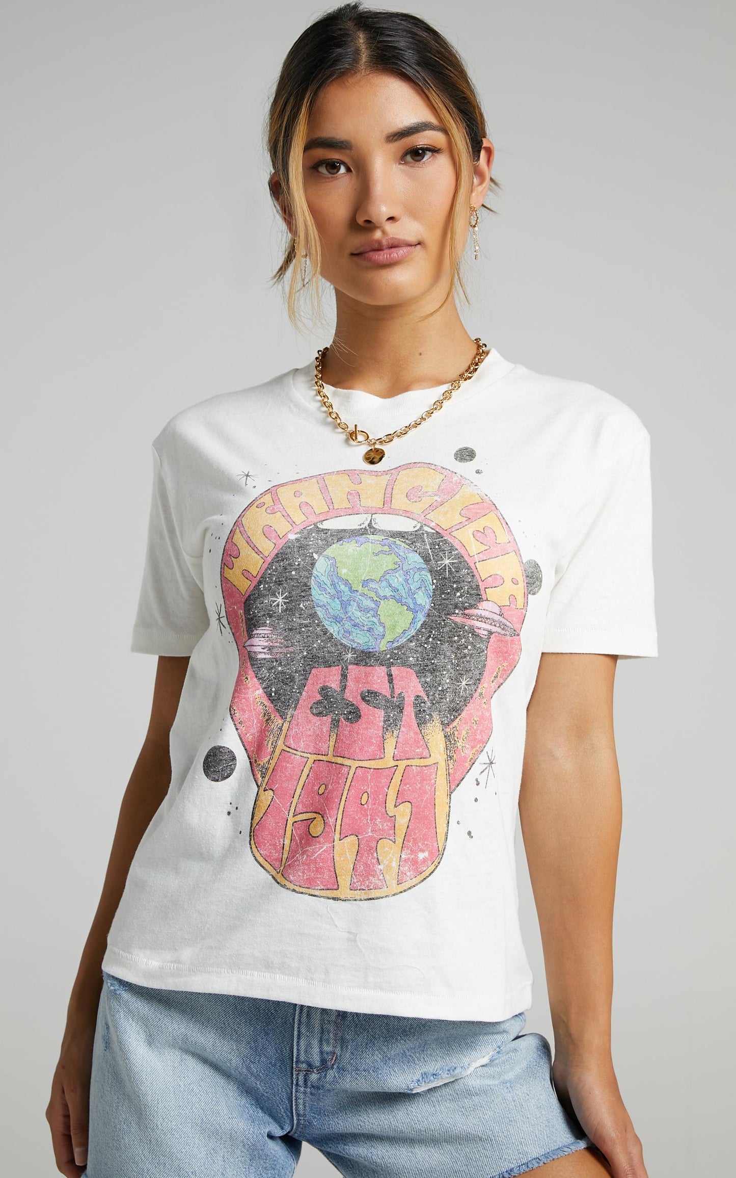 Wrangler - Hellhound Tee in Vintage White
