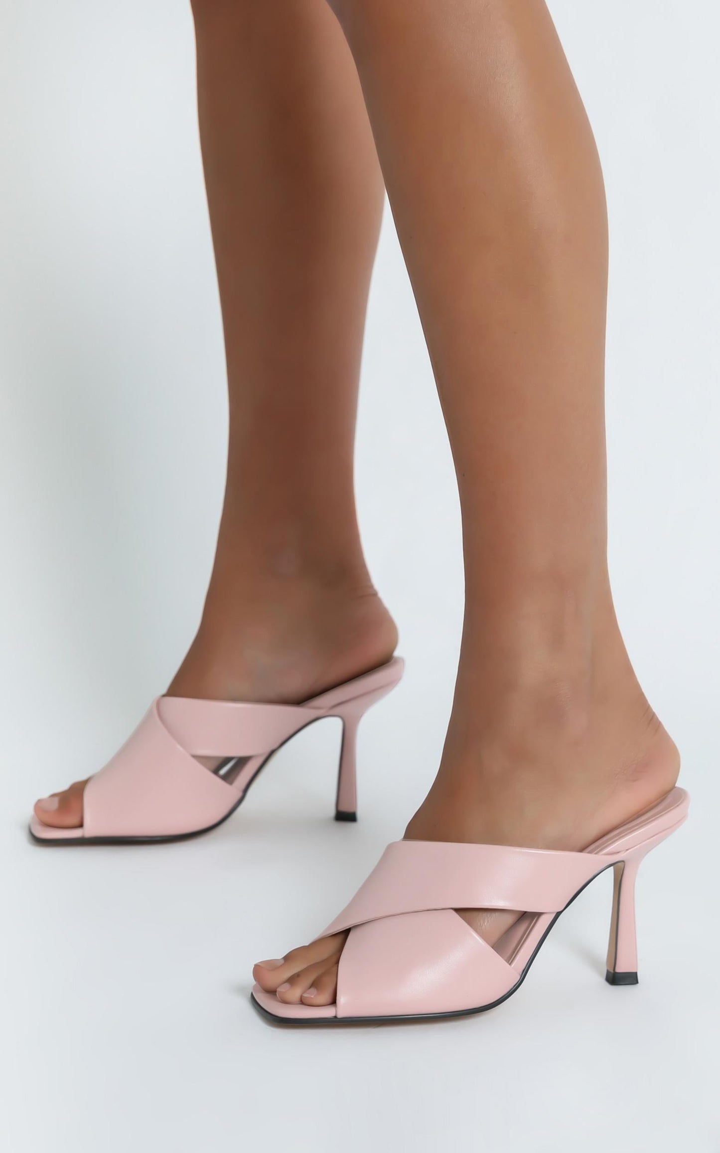 Verali - Luwow Heels in Pink Smooth