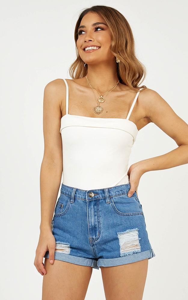 Lightning Strike Denim Shorts In Mid Wash