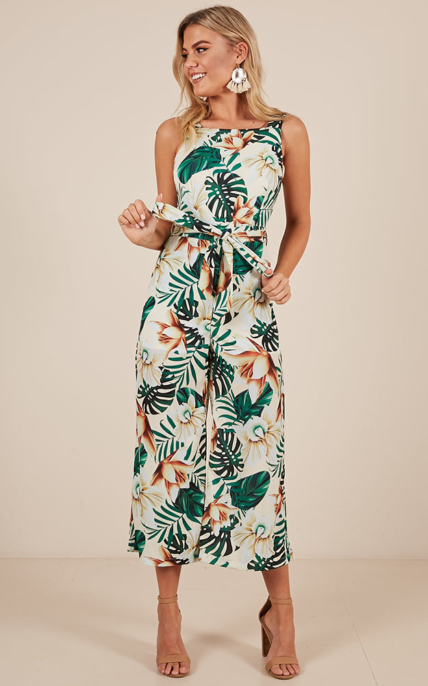 Taking Over Jumpsuit In White Print