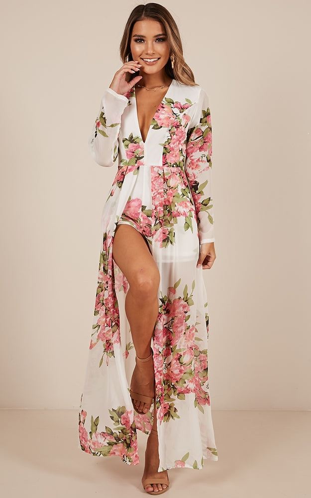 Steal The Show Playsuit In White Floral