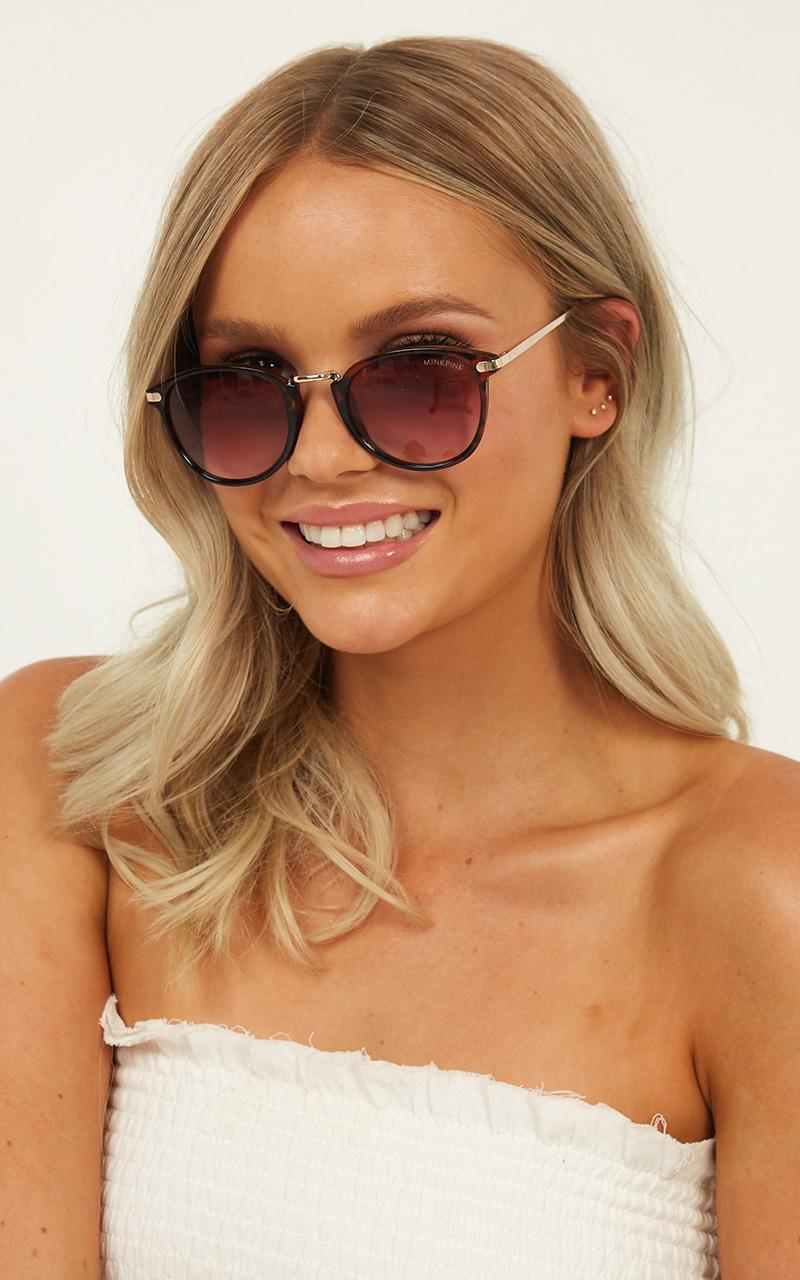 MinkPink - Reality Bites Sunglasses In Tort