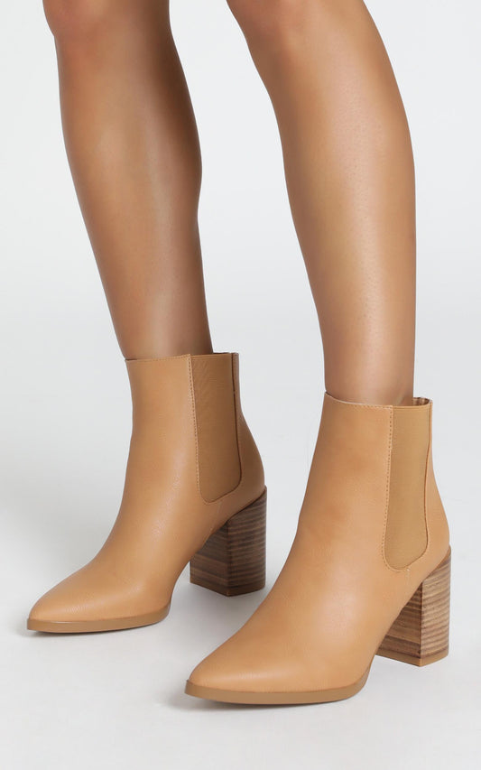 Billini - Arcadia Boots in Camel