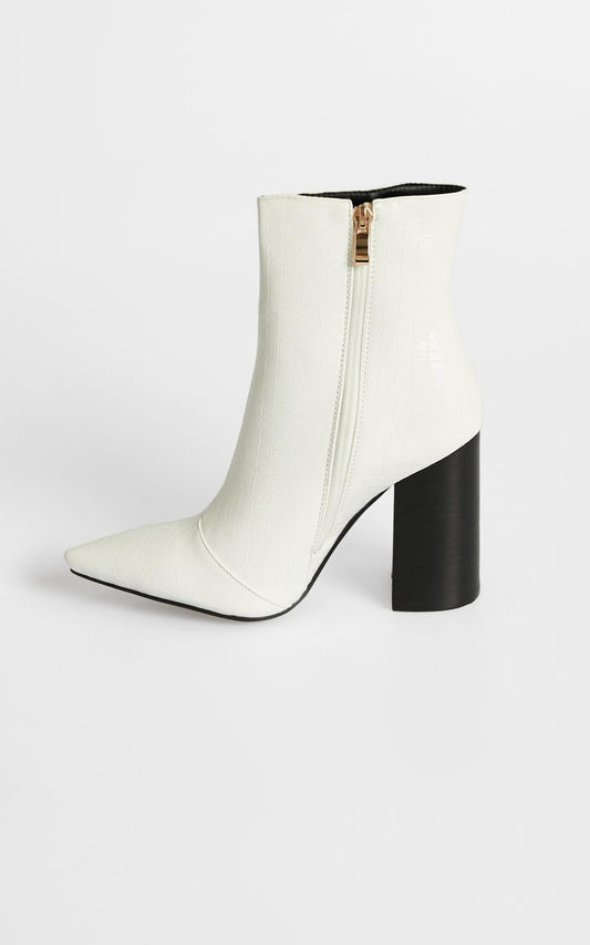 Billini - Tio Boots in Bone