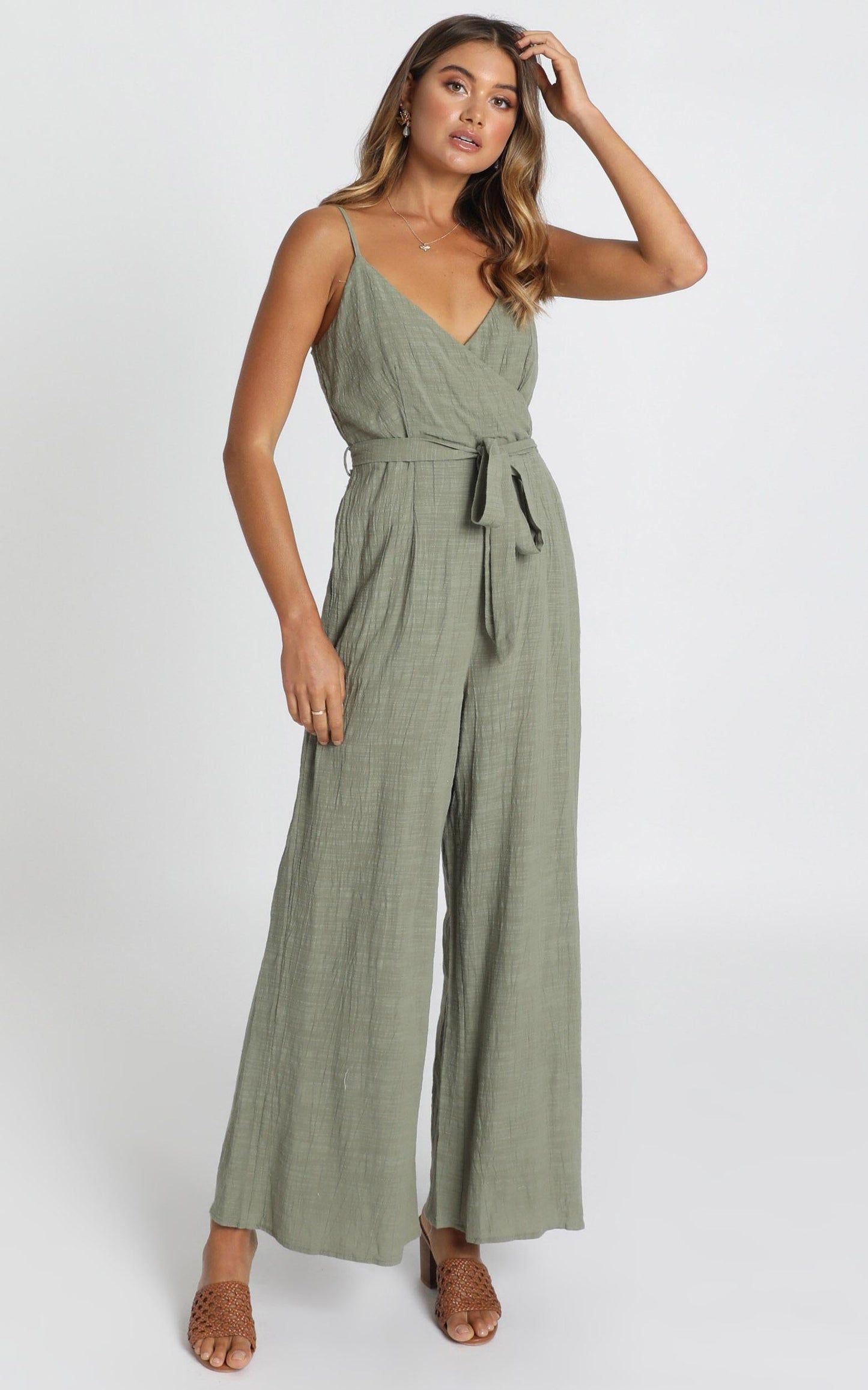 Farah Jumpsuit in Khaki Linen Look