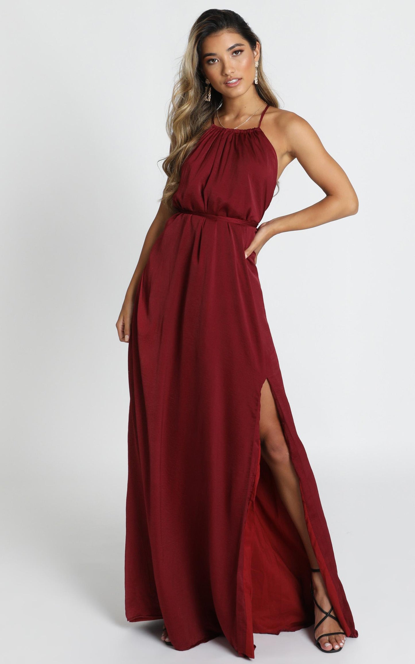 Graceful Dancer Dress In Wine