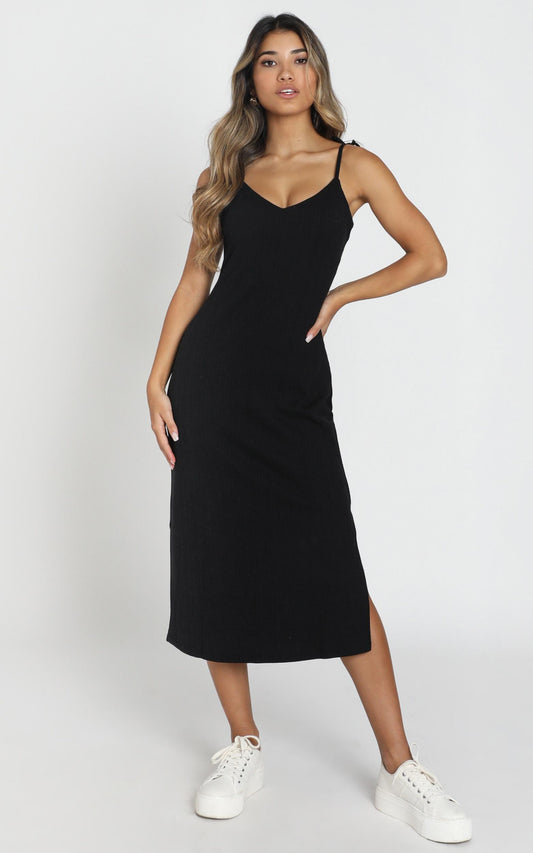 Wont Look Back Dress In Black