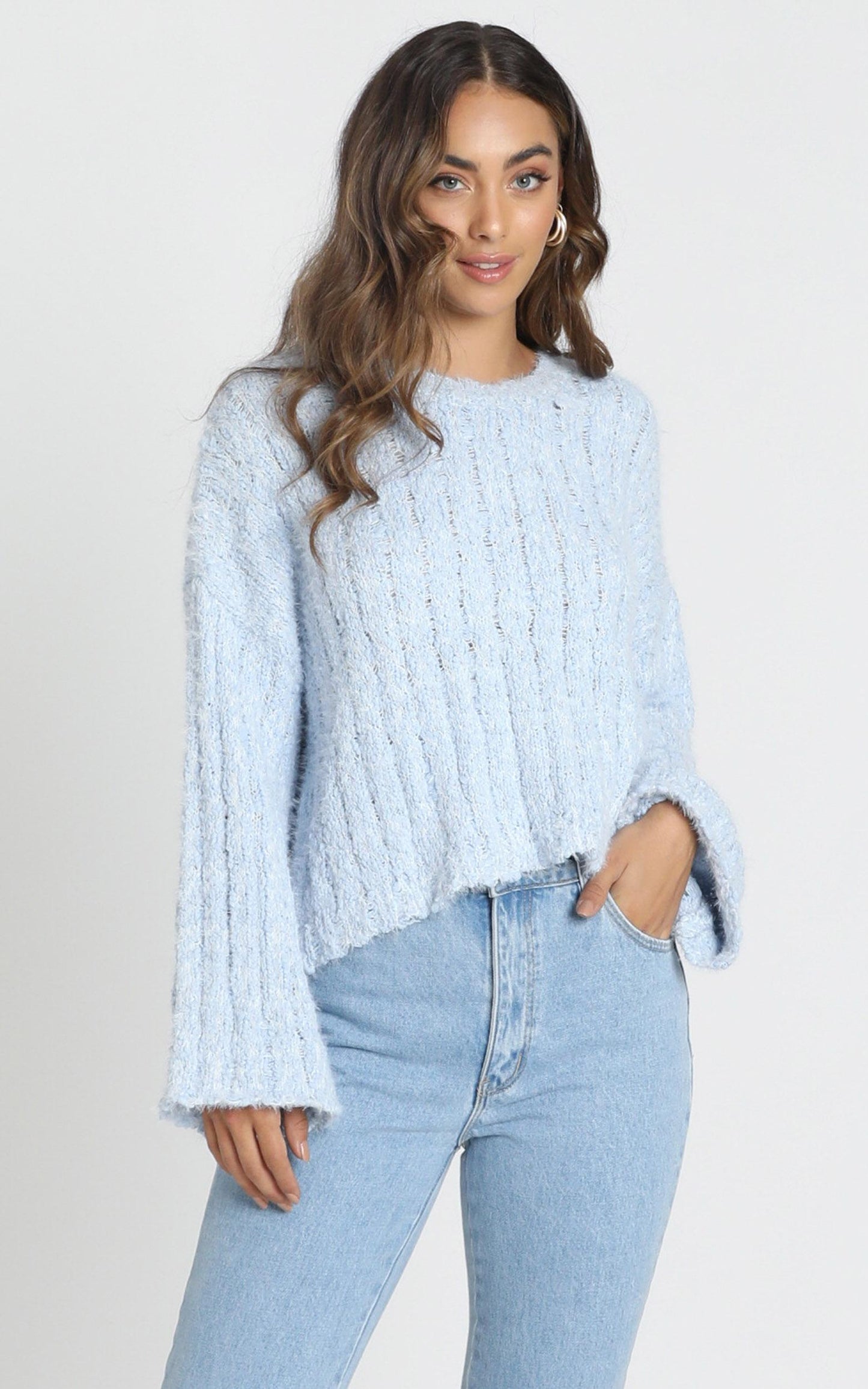 Bethen Fluffy Knit in Blue
