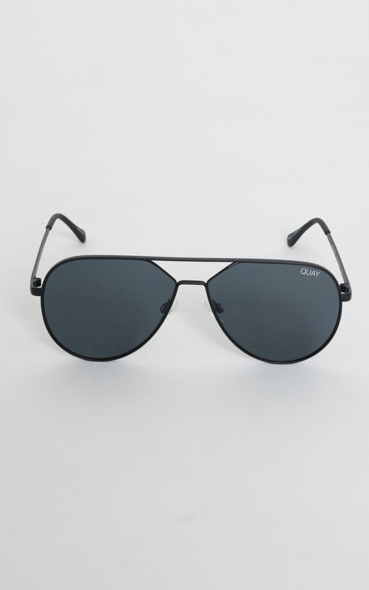 Quay X Lizzo - Hold Please Sunglasses in Black and Smoke Lens
